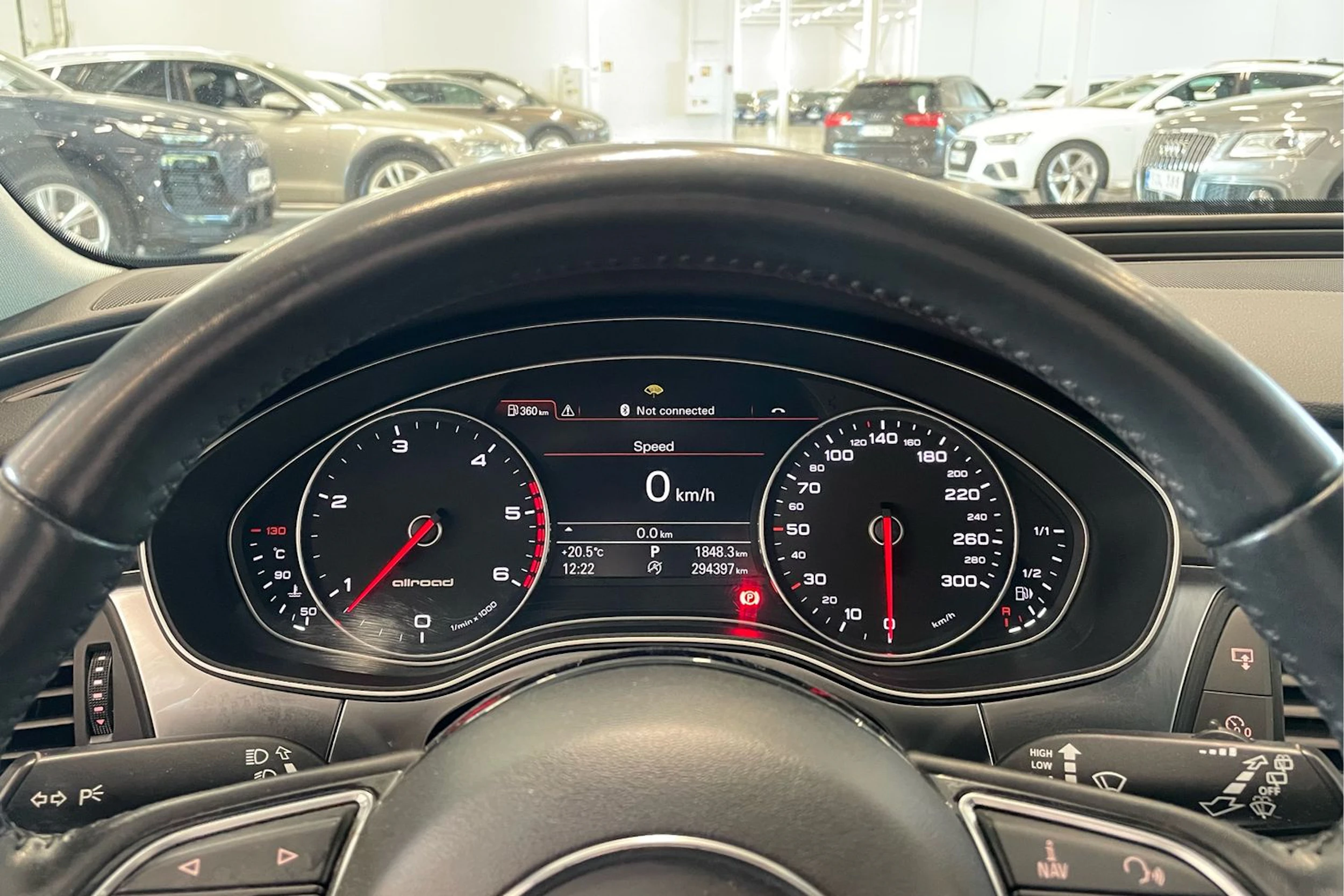 valkoinen Audi A6 allroad quattro 2014 kuva 14.