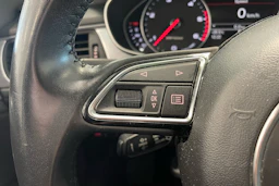 valkoinen Audi A6 allroad quattro 2014 kuva 16.