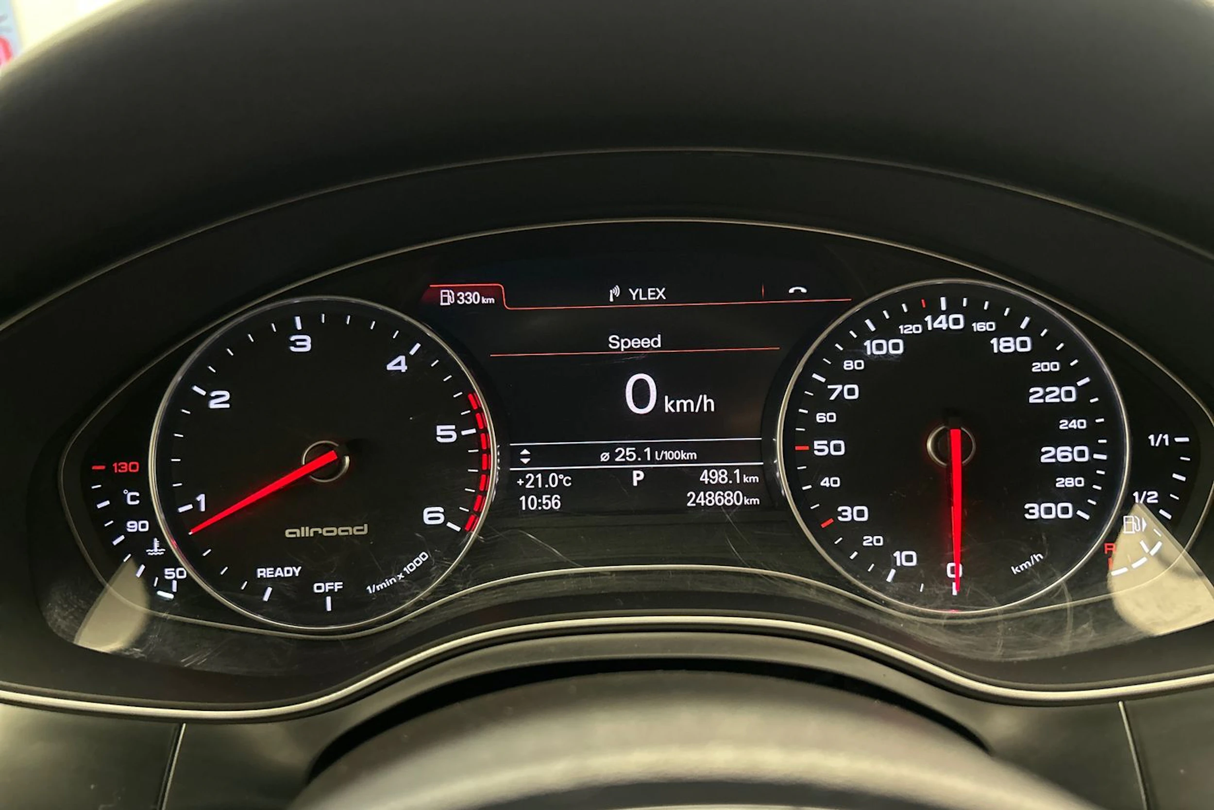 valkoinen Audi A6 allroad quattro 2015 kuva 16.