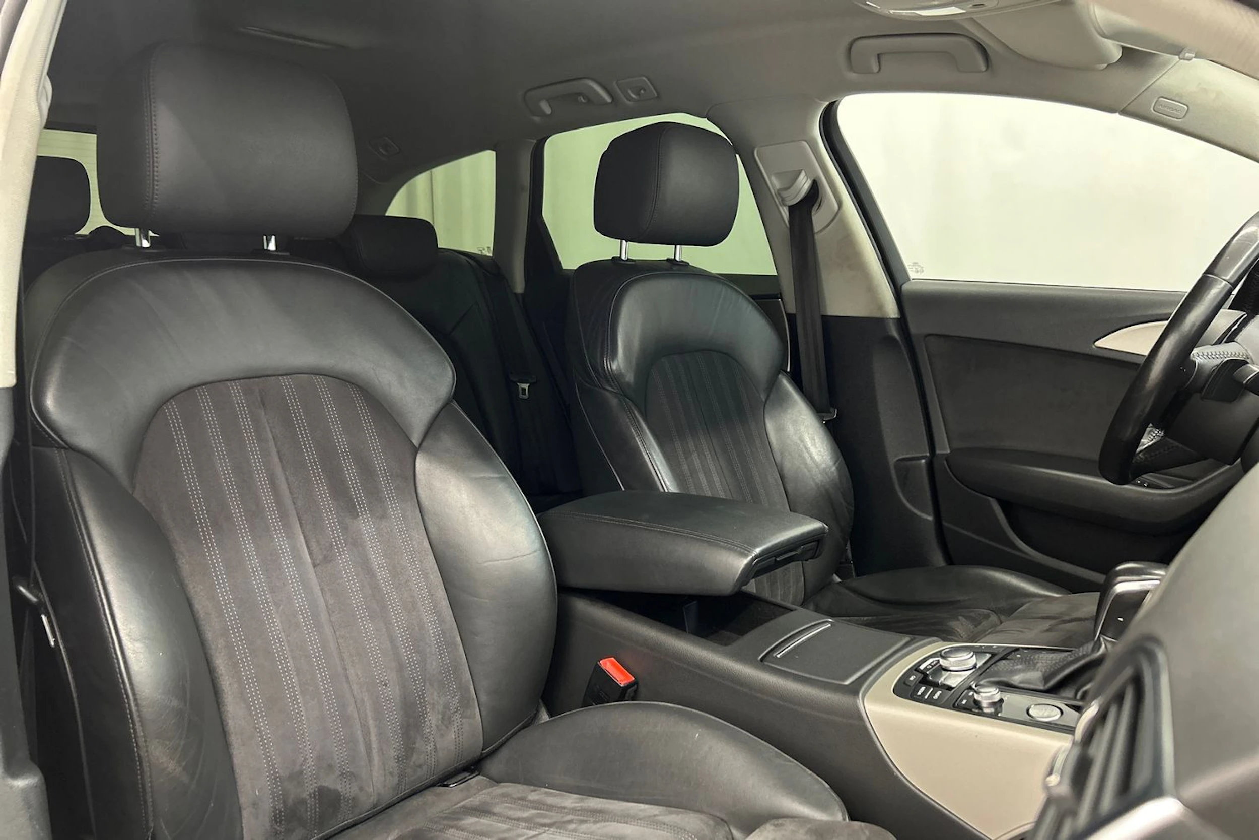 valkoinen Audi A6 allroad quattro 2015 kuva 20.