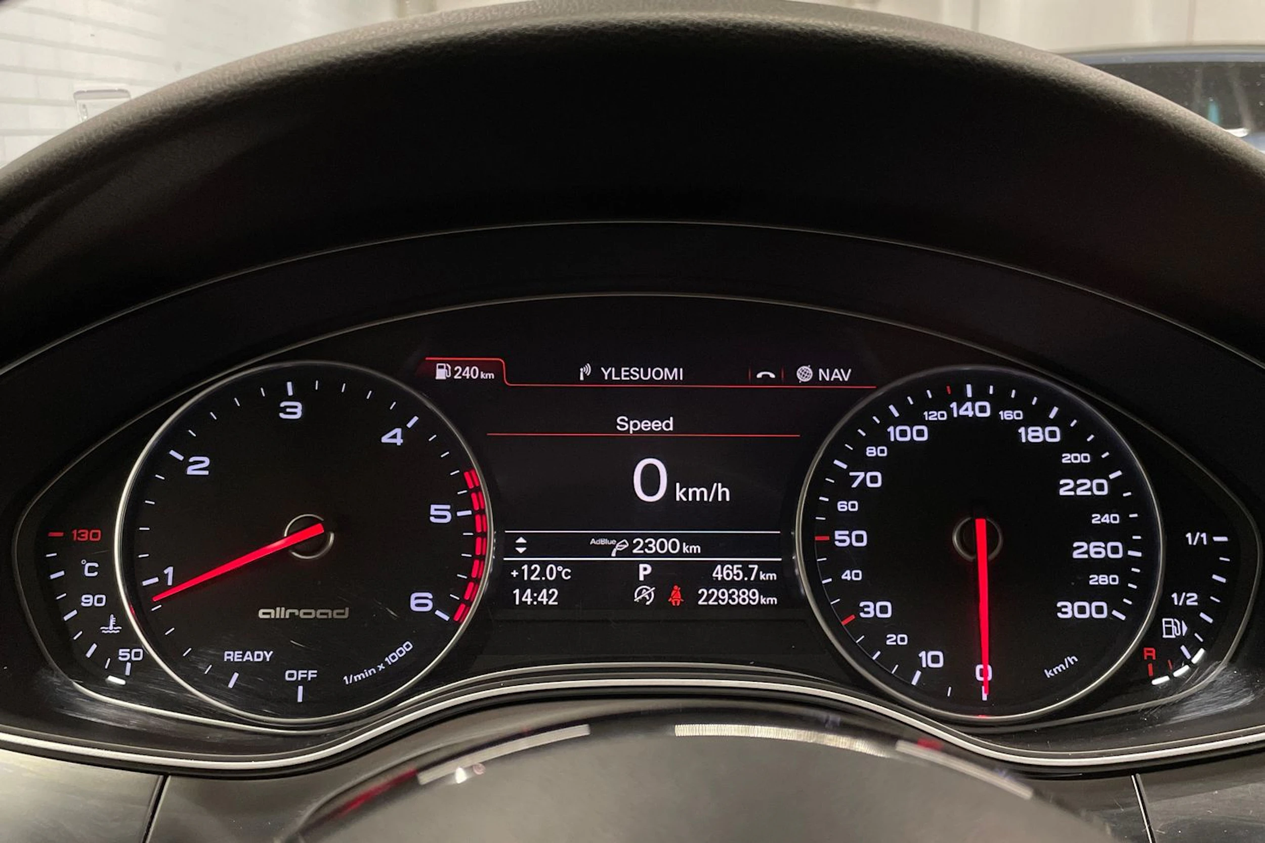 harmaa Audi A6 allroad quattro 2015 kuva 17.