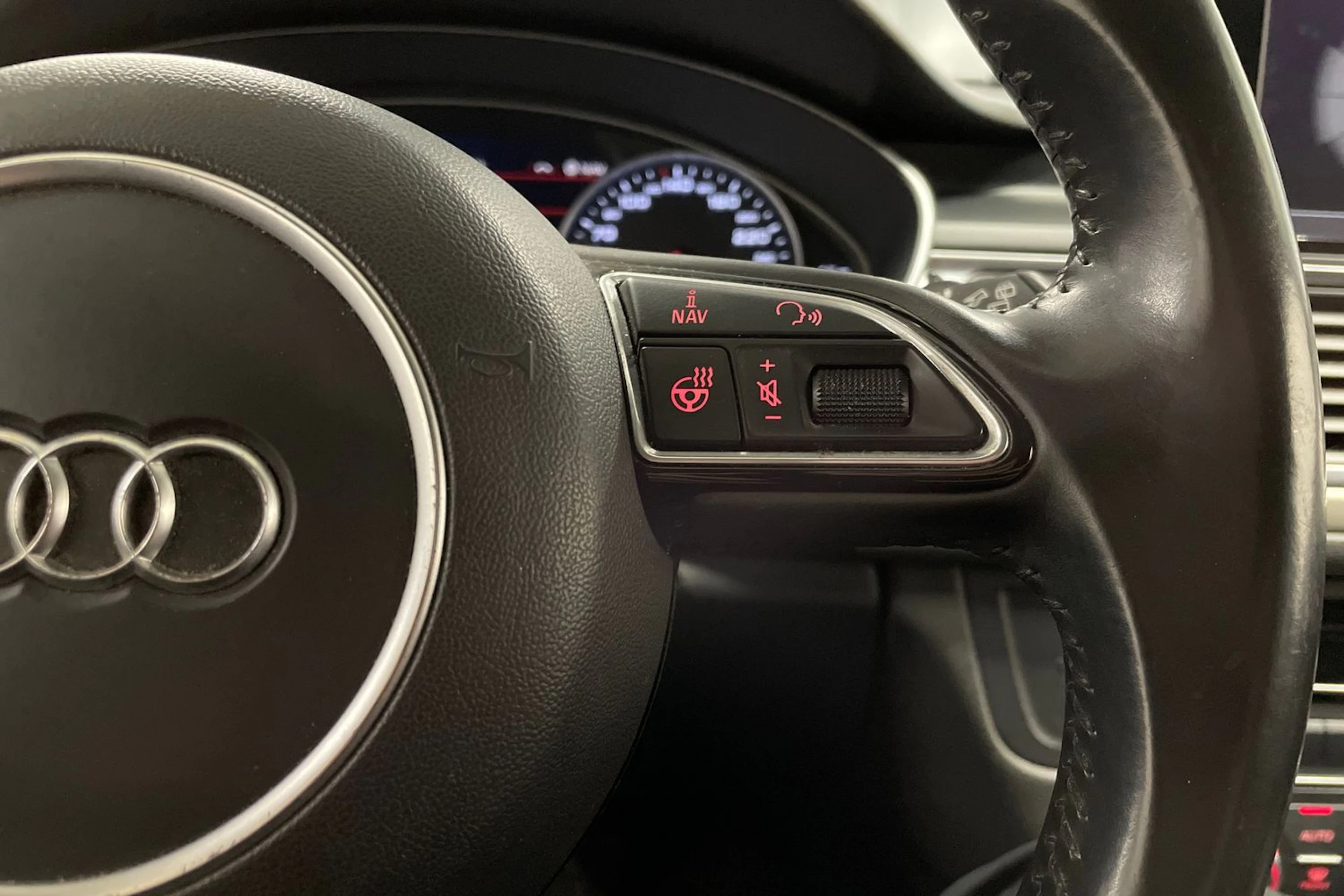 harmaa Audi A6 allroad quattro 2015 kuva 25.