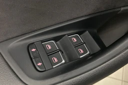 Musta Audi A6 ALLROAD QUATTRO 2015 kuva 11.