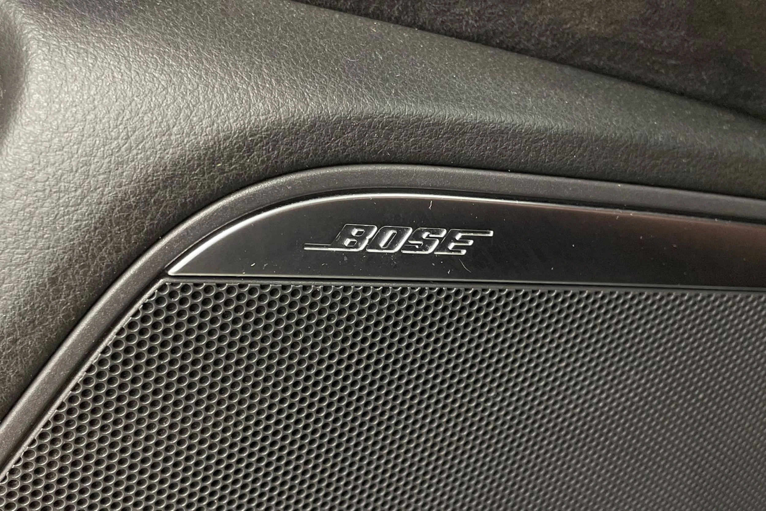Musta Audi A6 ALLROAD QUATTRO 2015 kuva 22.