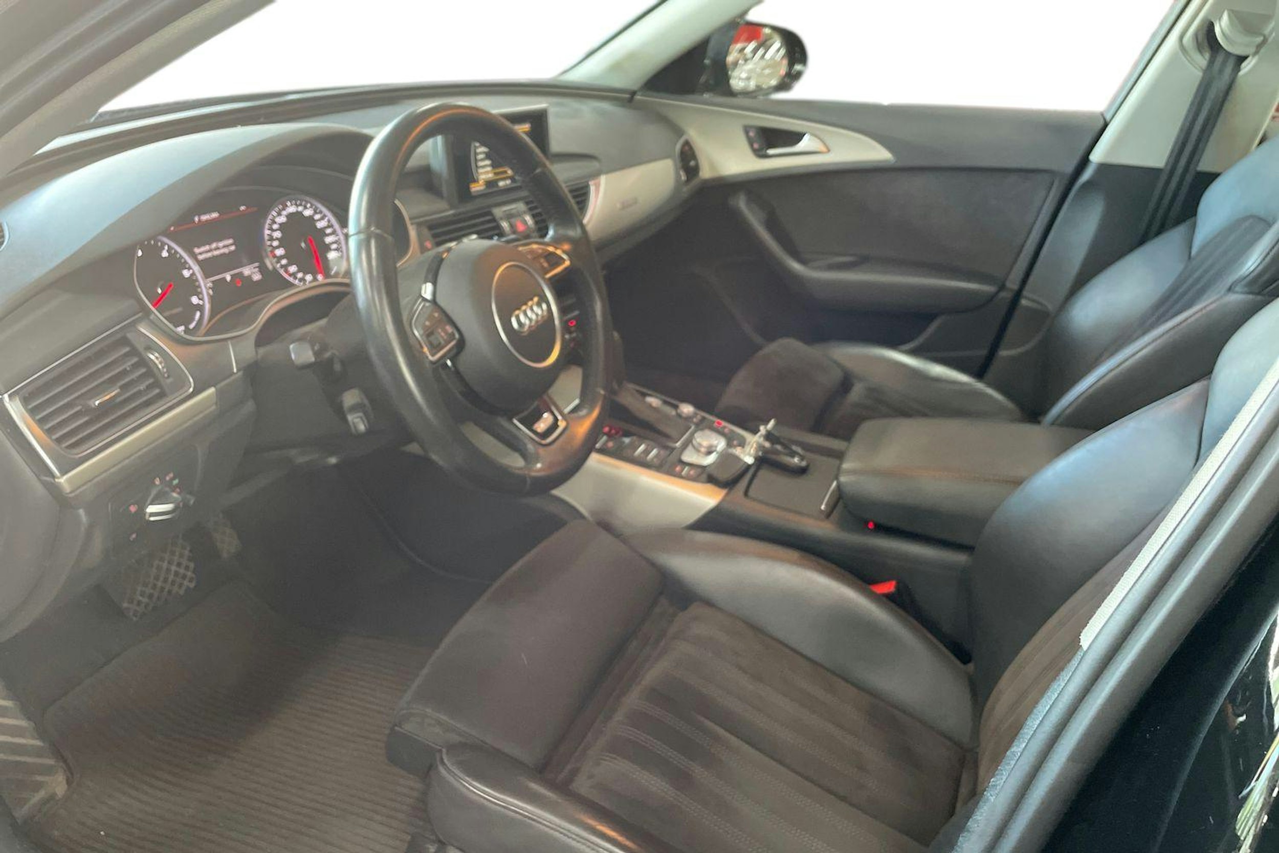 Musta Audi A6 ALLROAD QUATTRO 2015 kuva 7.