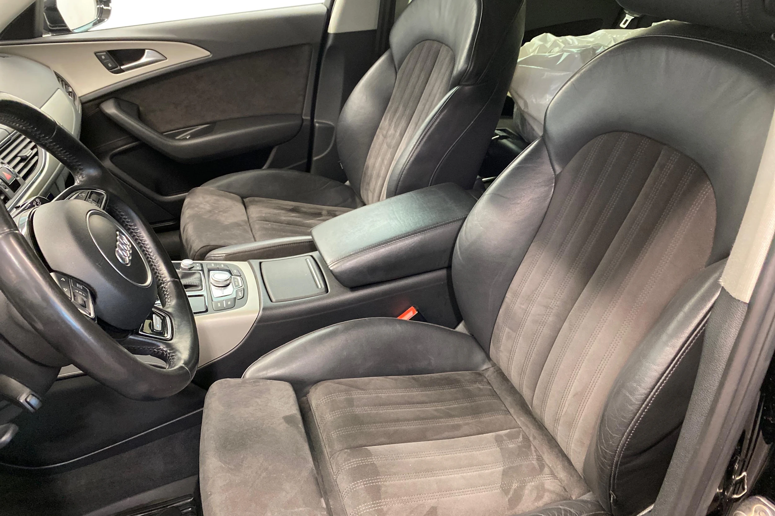 musta Audi A6 allroad quattro 2015 kuva 8.