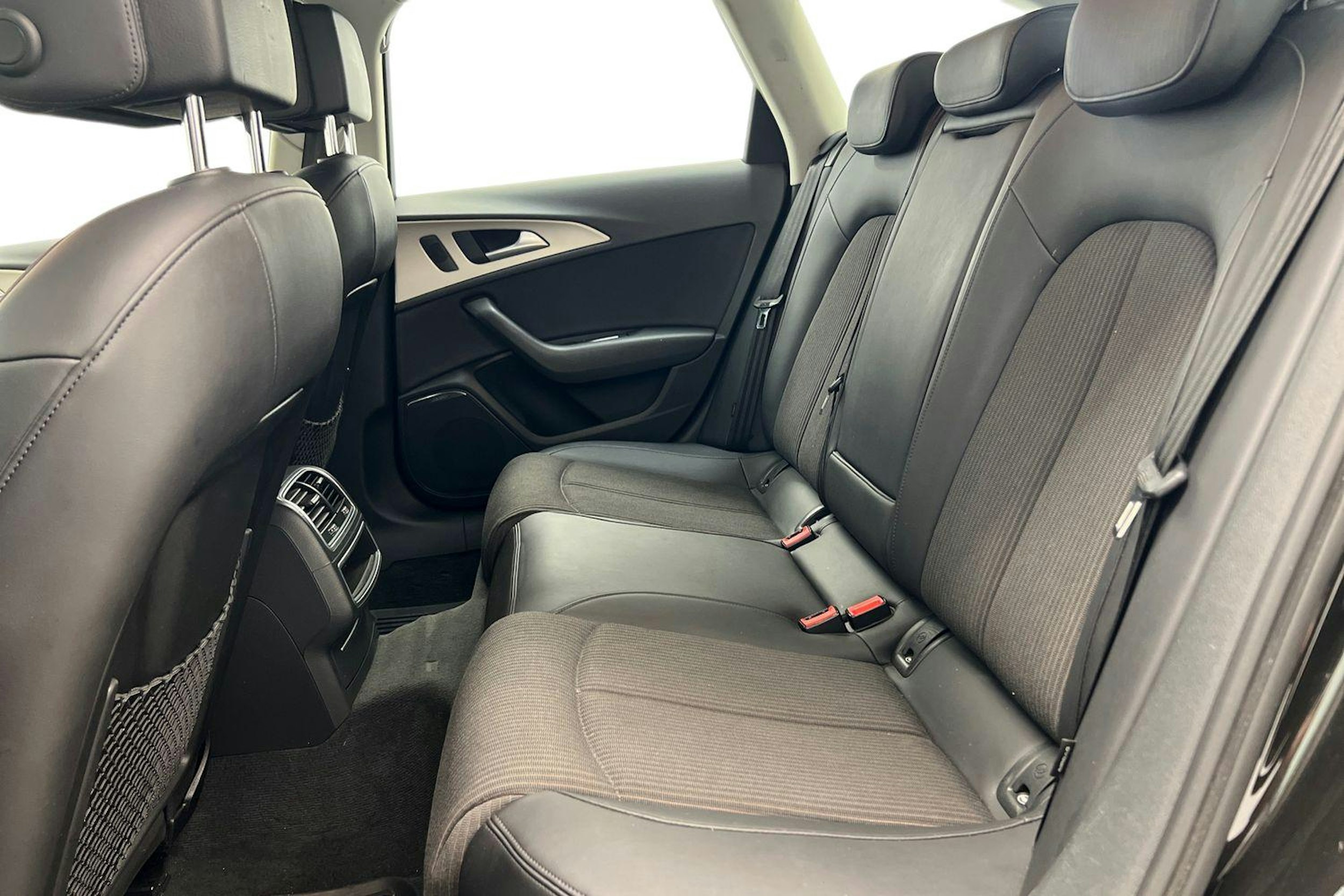 ruskea (beige) Audi A6 allroad quattro 2015 kuva 10.