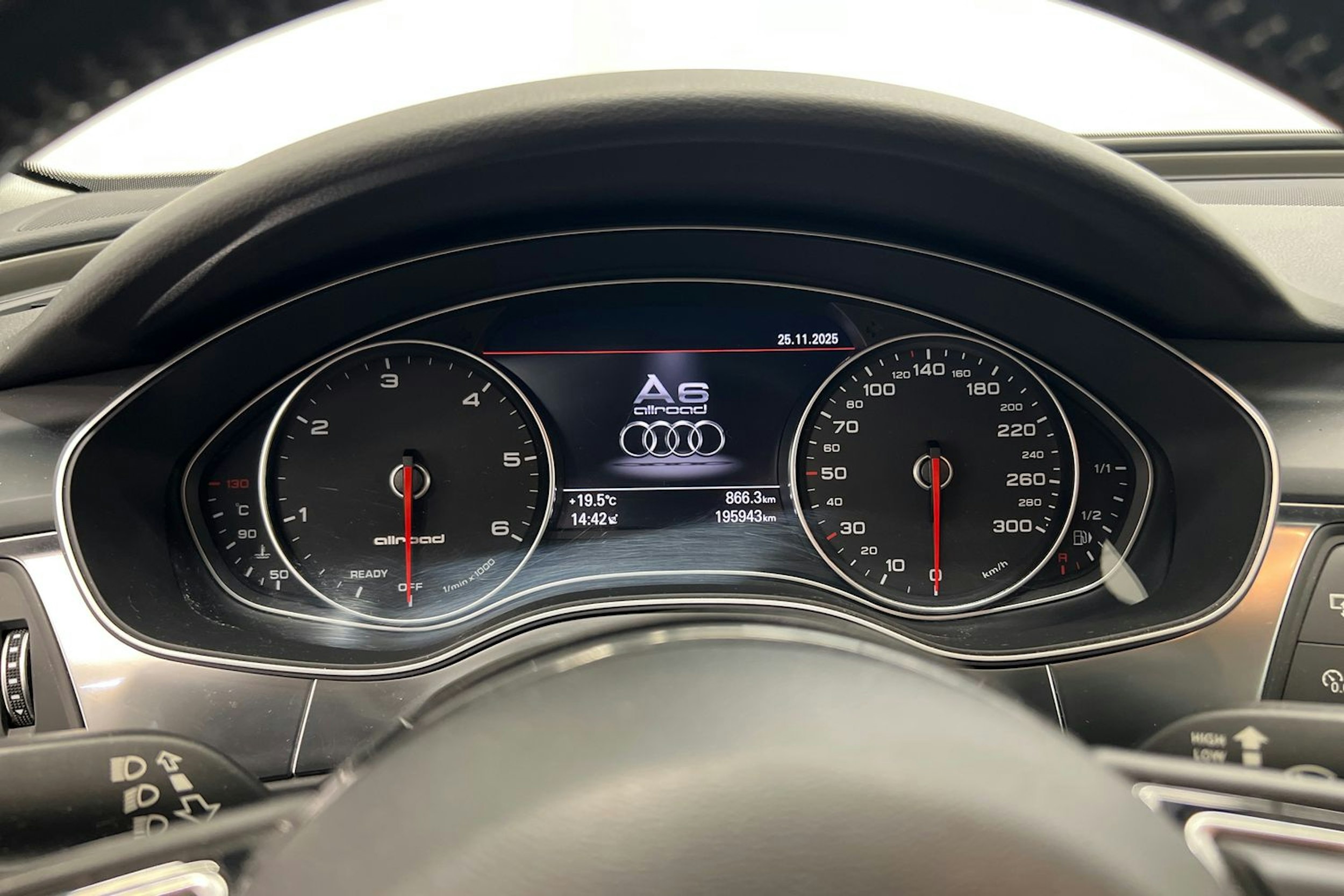 ruskea (beige) Audi A6 allroad quattro 2015 kuva 20.