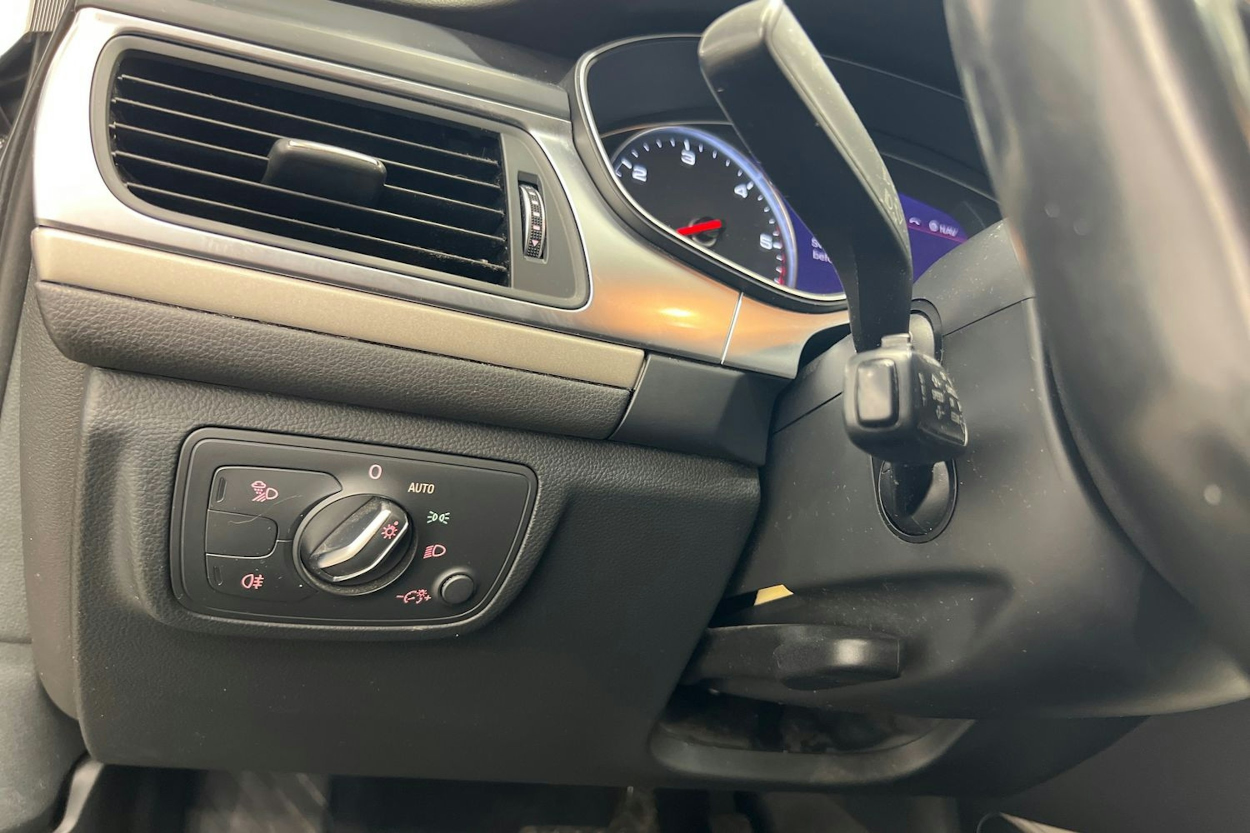 ruskea (beige) Audi A6 allroad quattro 2015 kuva 21.