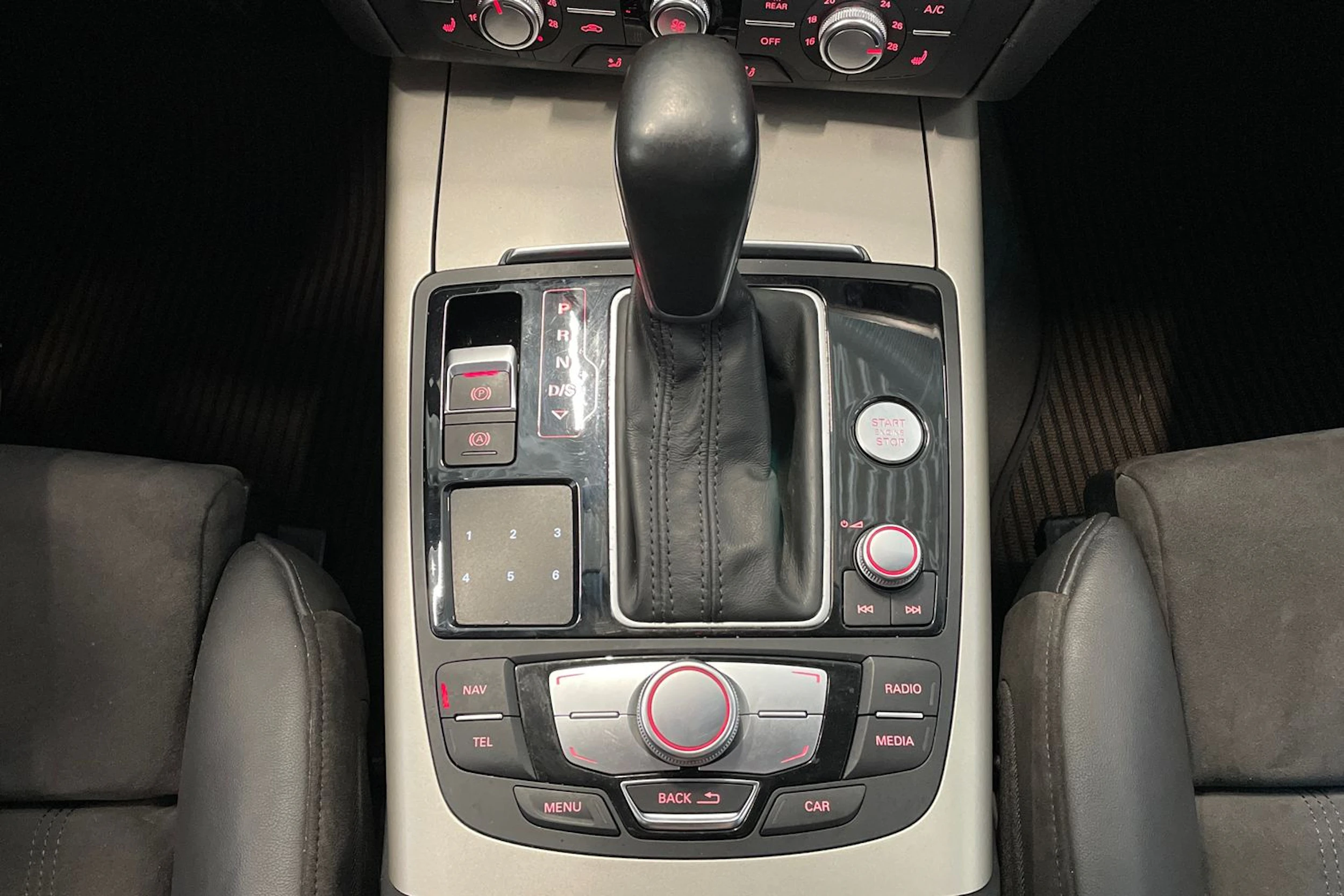 ruskea (beige) Audi A6 allroad quattro 2016 kuva 24.