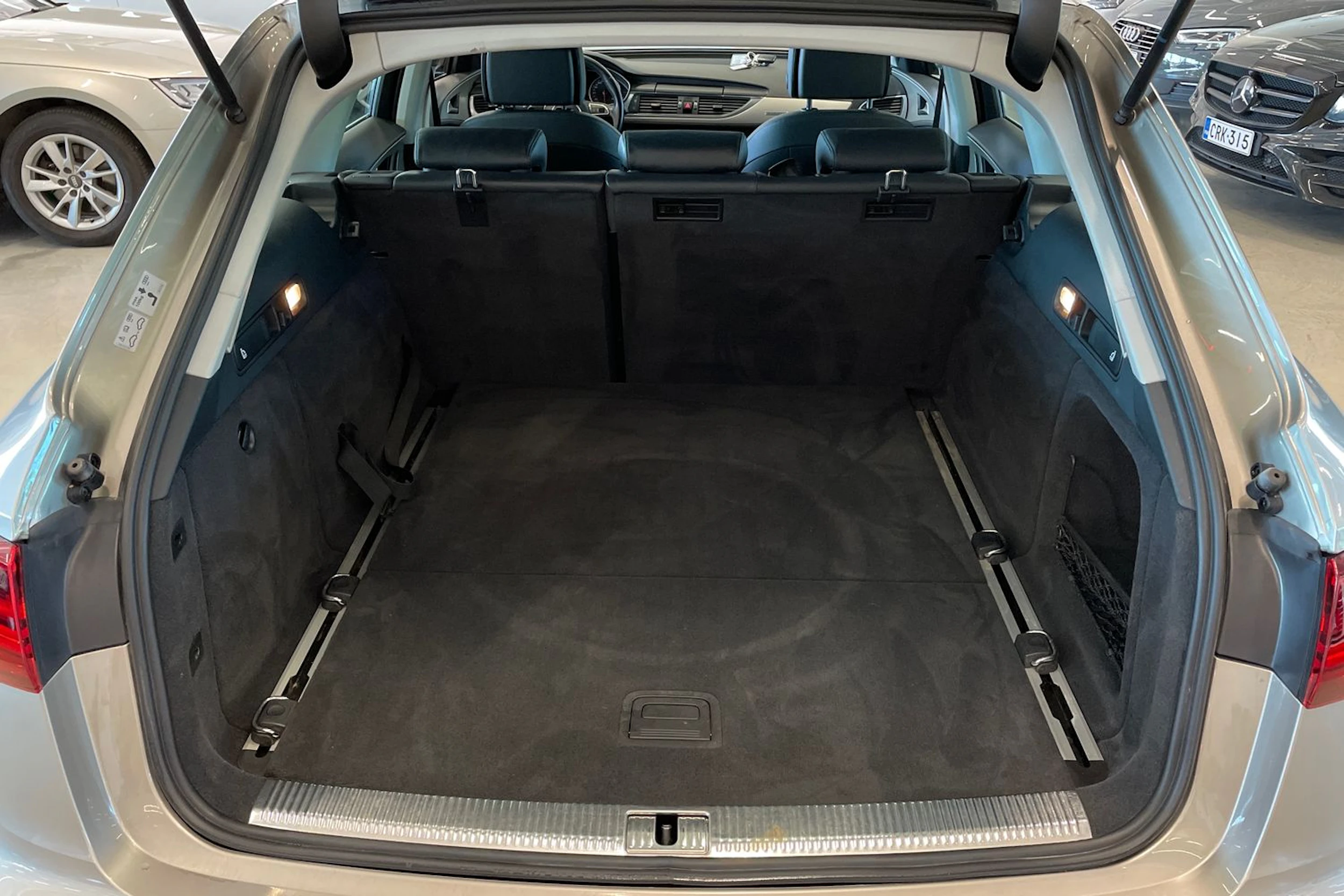 ruskea (beige) Audi A6 allroad quattro 2016 kuva 27.