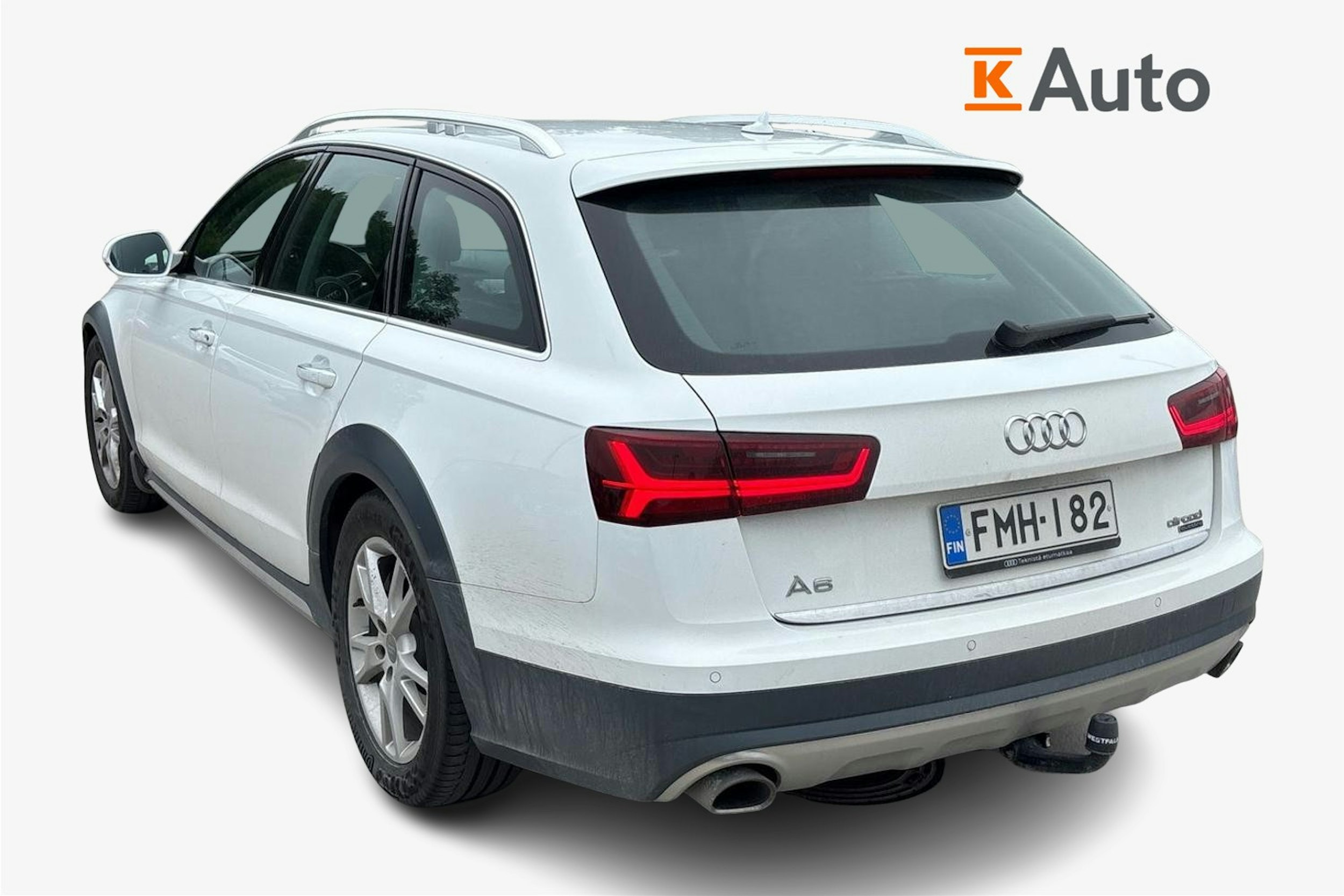 valkoinen Audi A6 allroad quattro 2016 kuva 2.