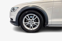 valkoinen Audi A6 allroad quattro 2016 kuva 11.