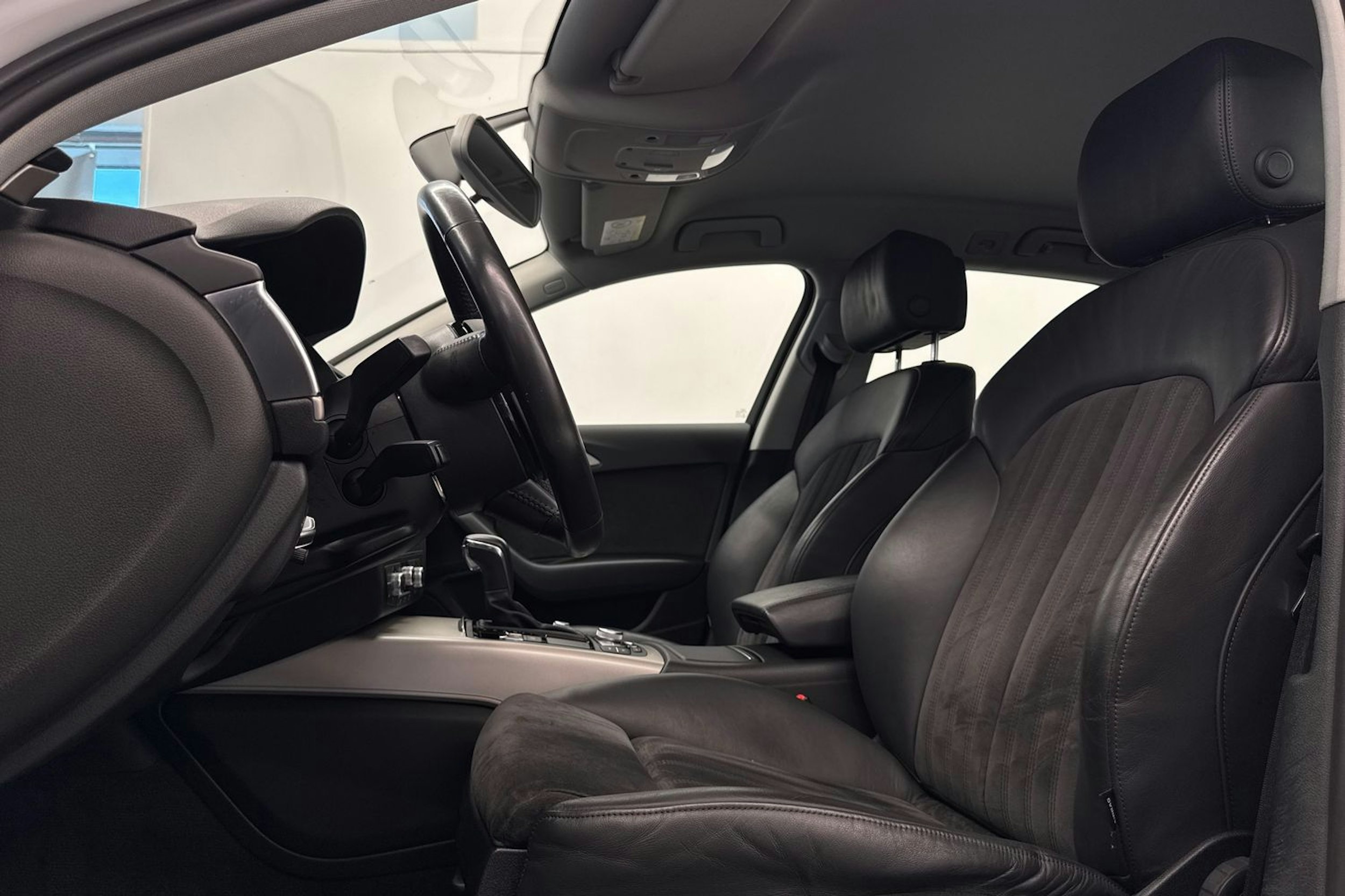 valkoinen Audi A6 allroad quattro 2016 kuva 15.