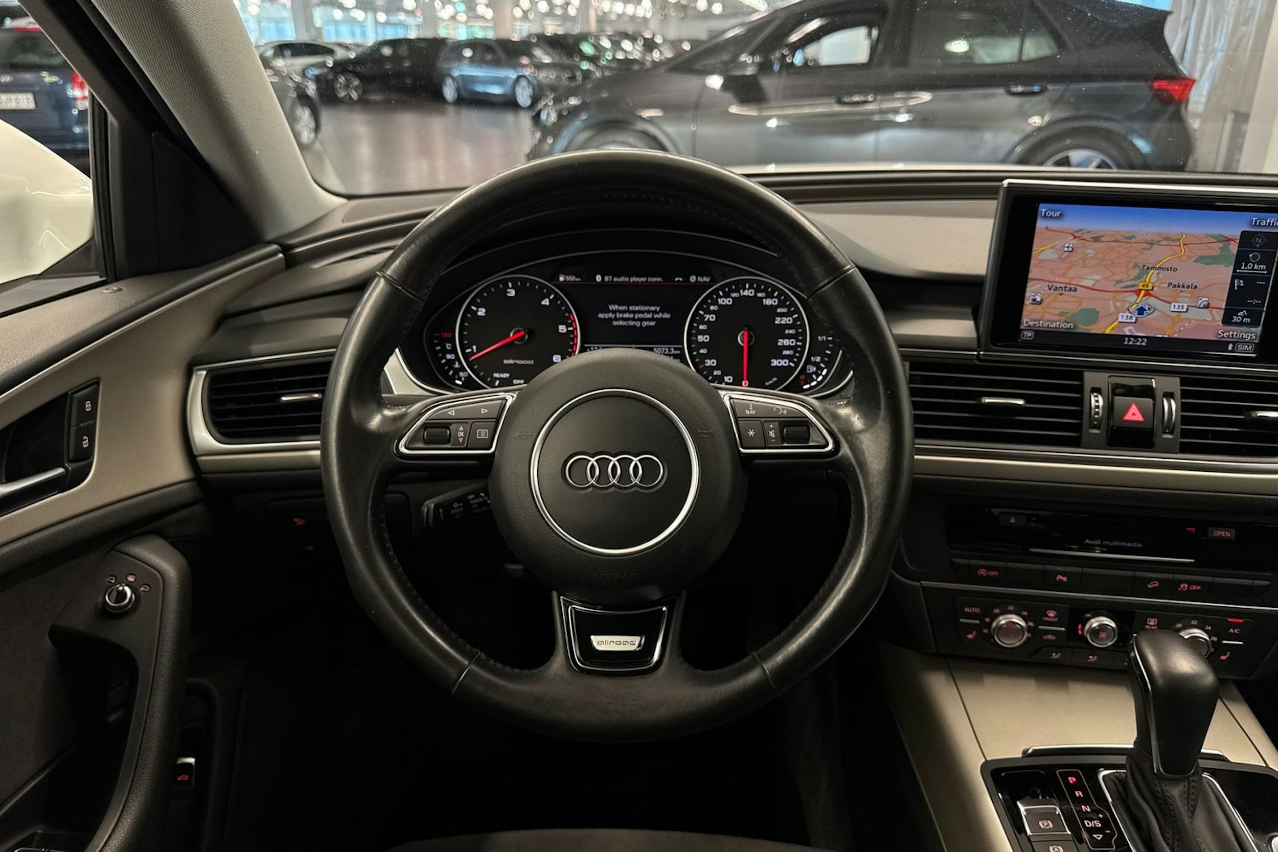 valkoinen Audi A6 allroad quattro 2016 kuva 17.