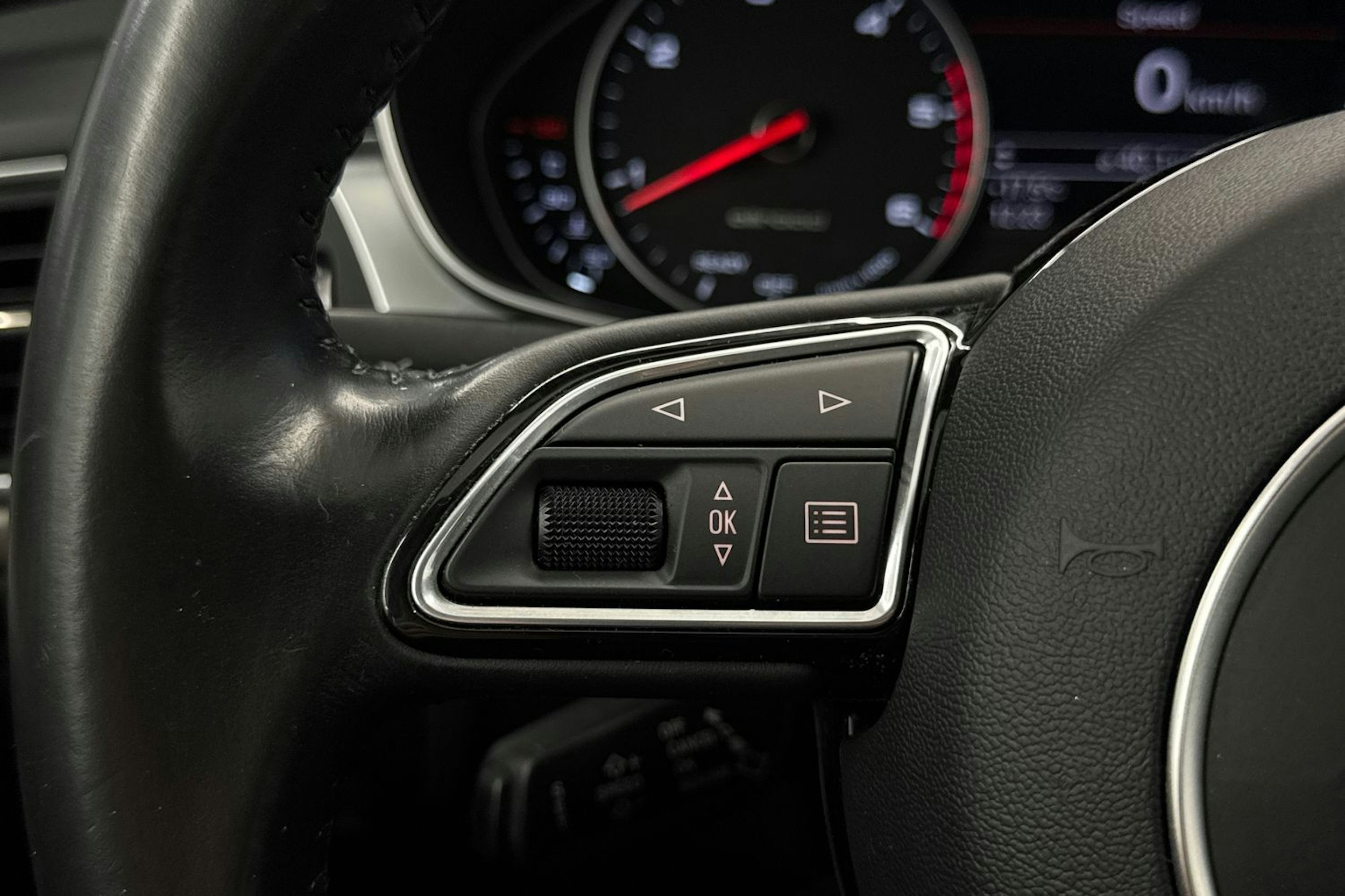 valkoinen Audi A6 allroad quattro 2016 kuva 19.