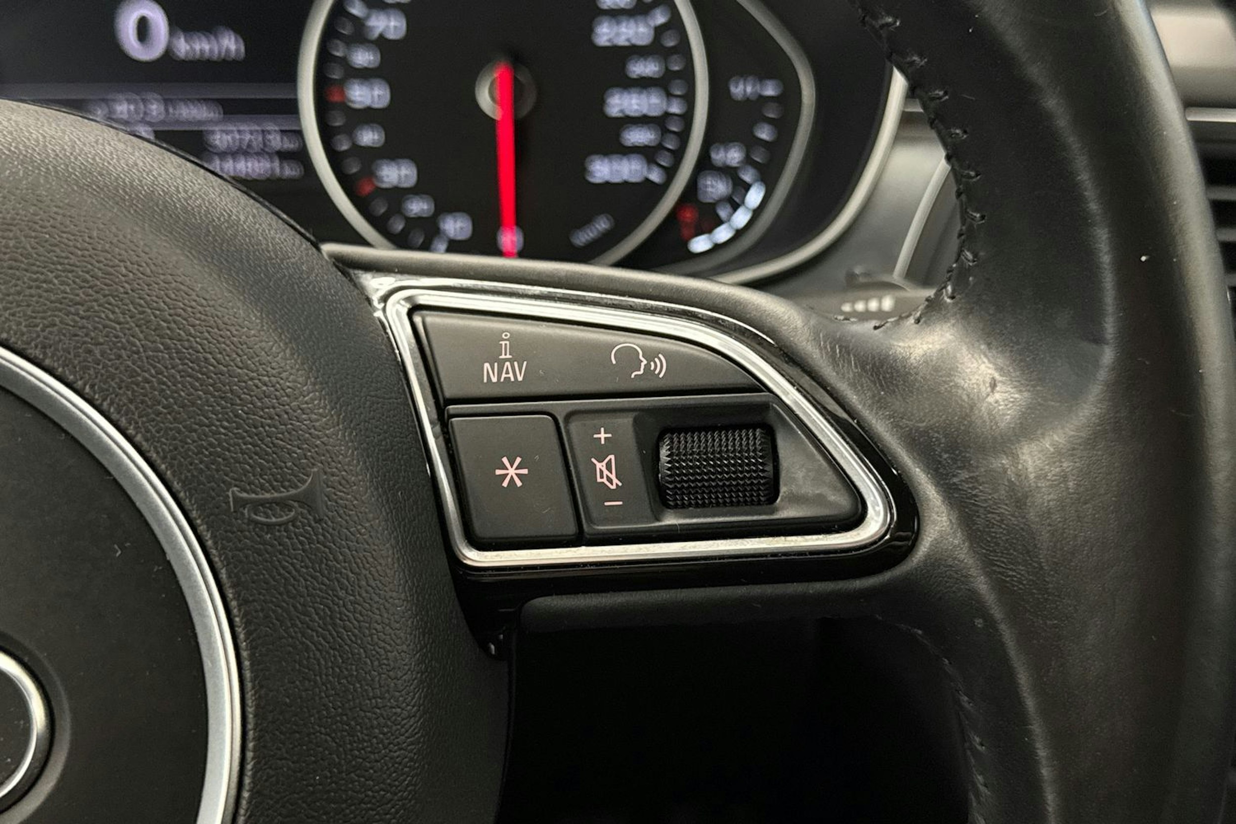 valkoinen Audi A6 allroad quattro 2016 kuva 20.