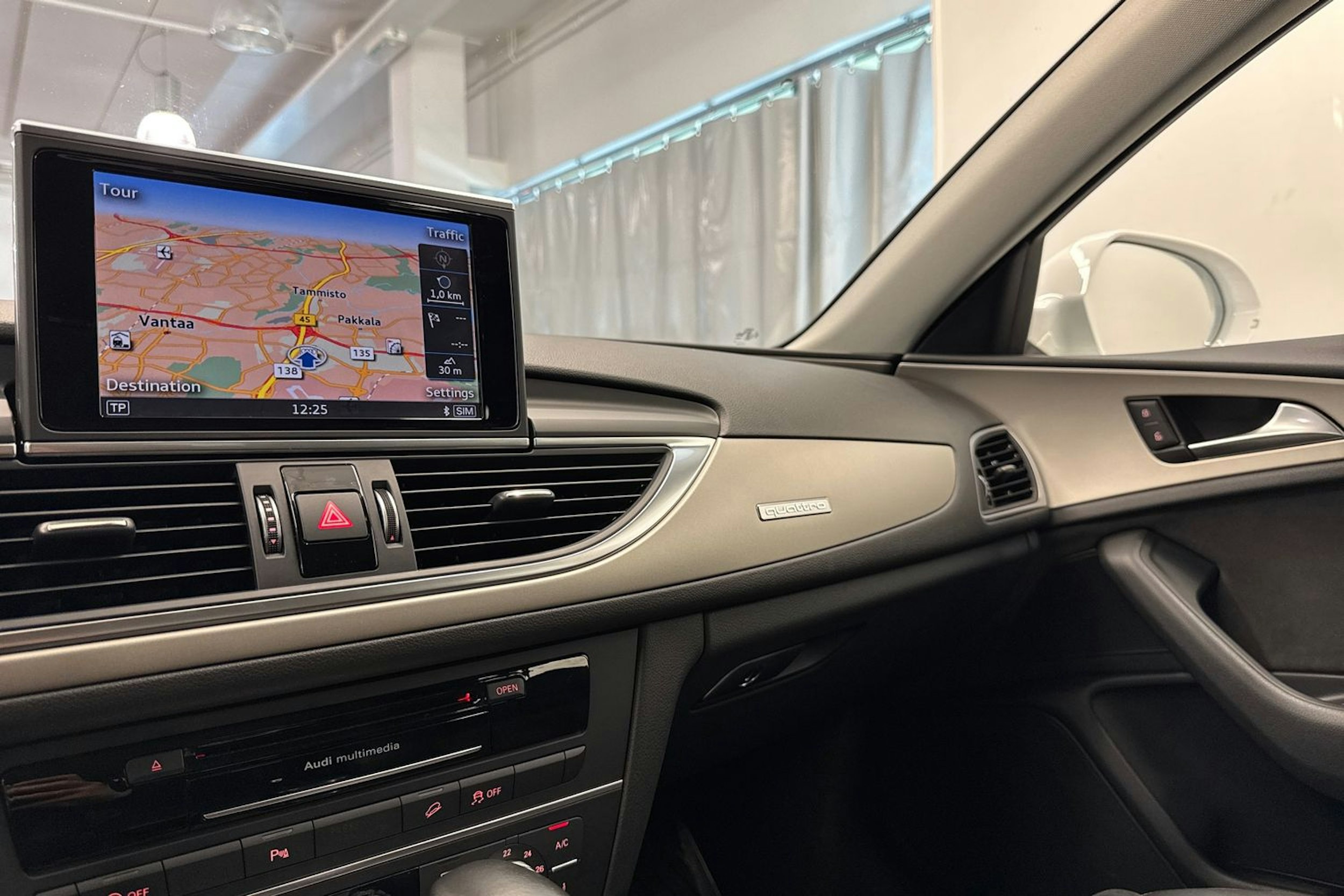 valkoinen Audi A6 allroad quattro 2016 kuva 29.