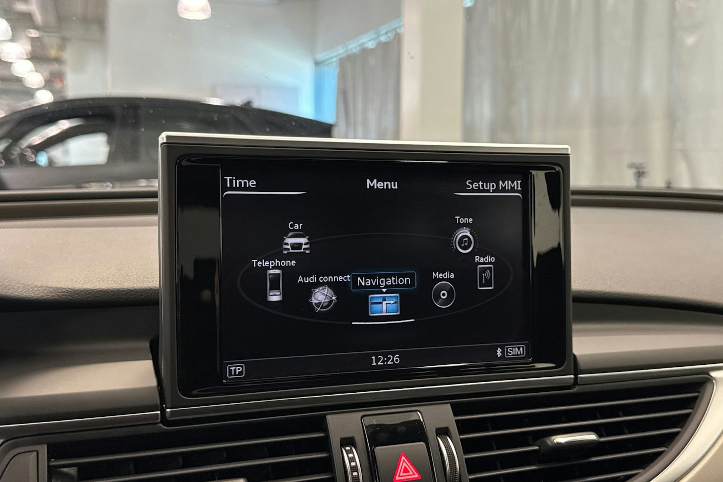 valkoinen Audi A6 allroad quattro 2016 kuva 32.
