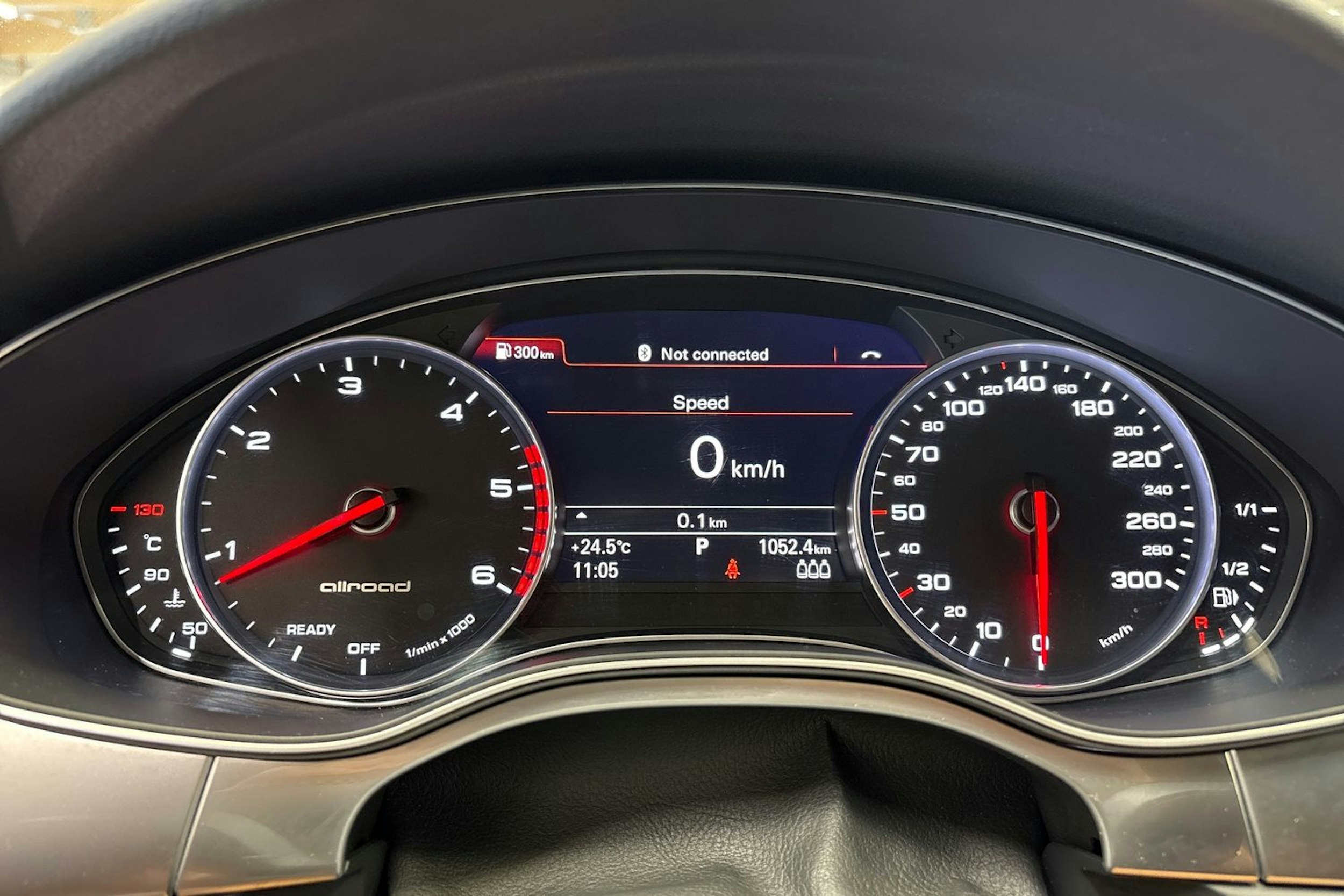 harmaa Audi A6 allroad quattro 2016 kuva 16.