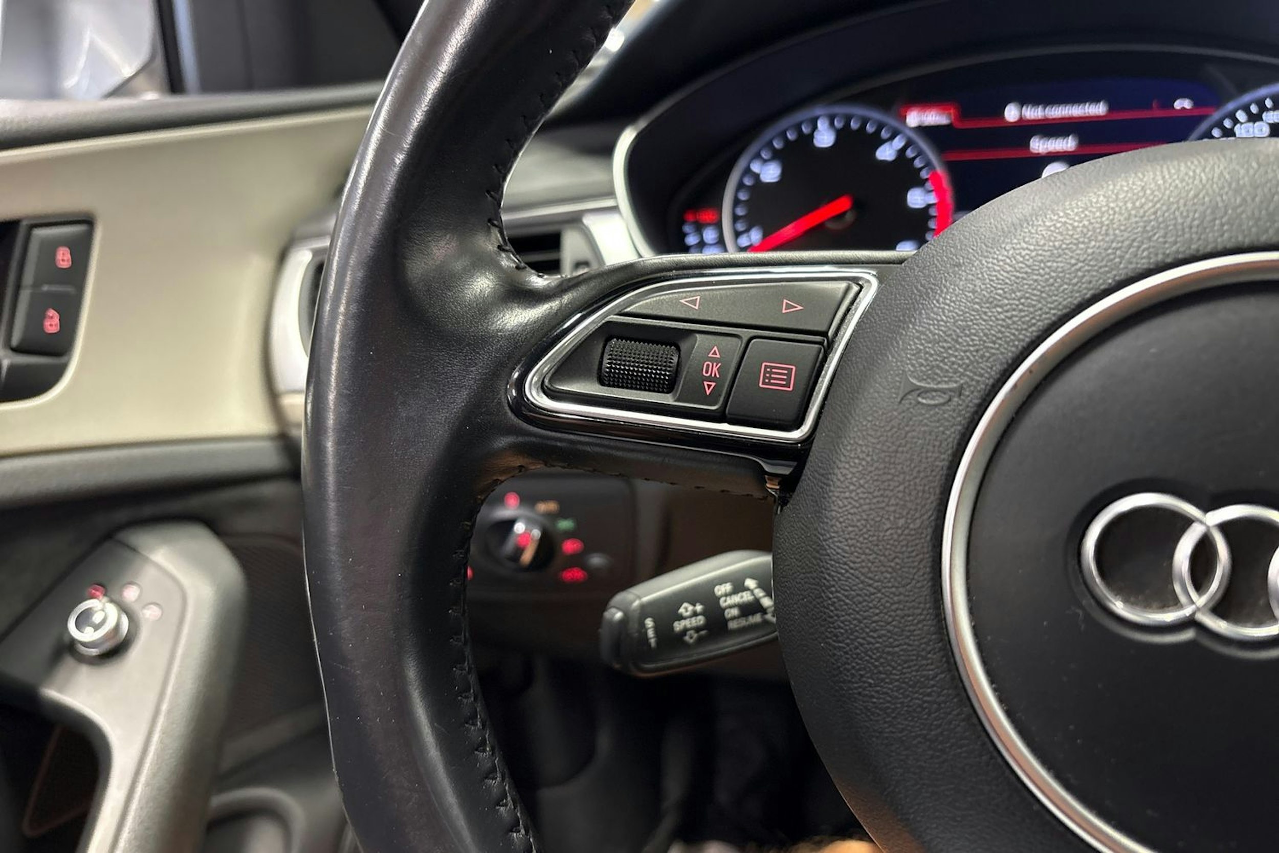 harmaa Audi A6 allroad quattro 2016 kuva 22.