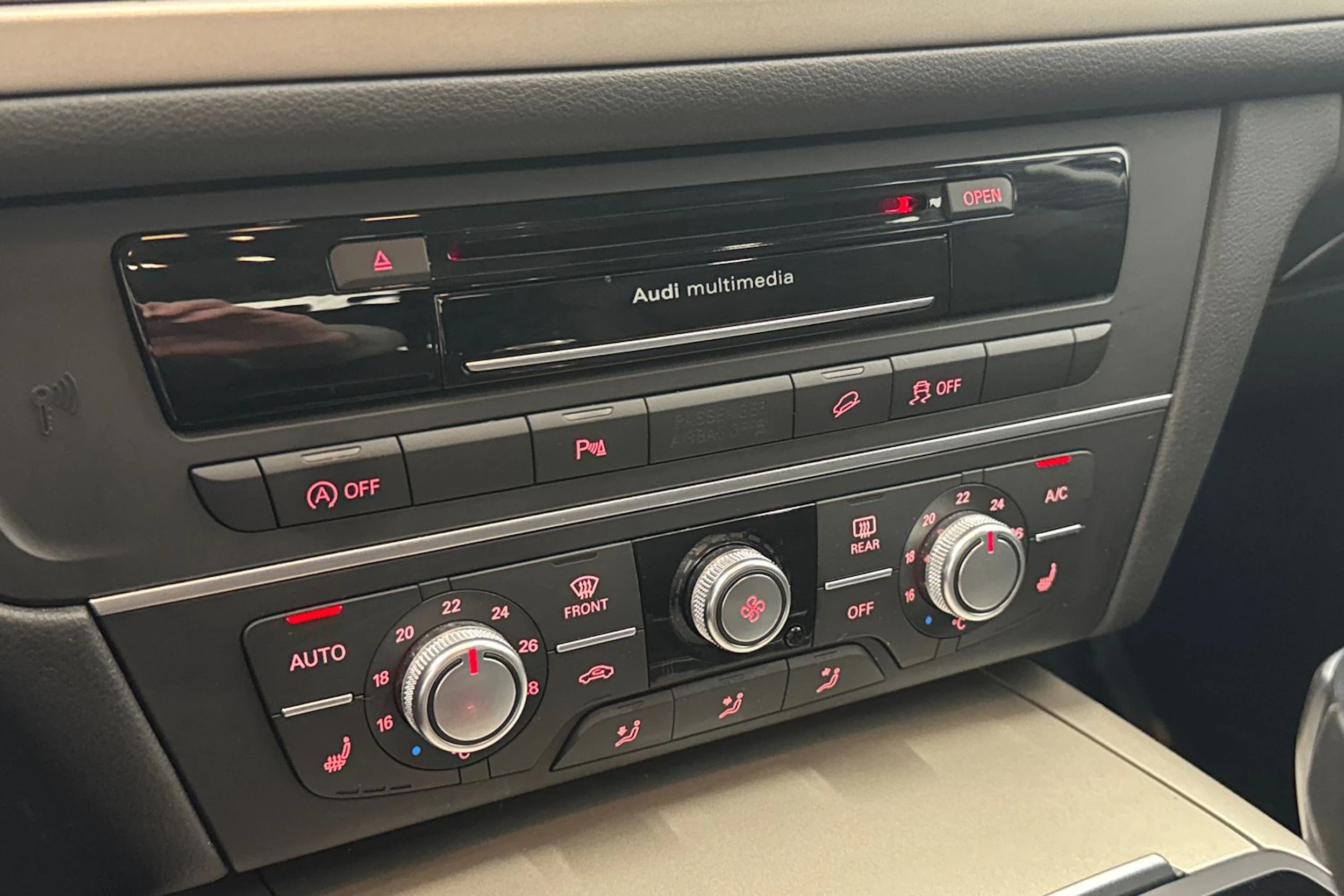 Sininen Audi A6 ALLROAD QUATTRO 2016 kuva 15.