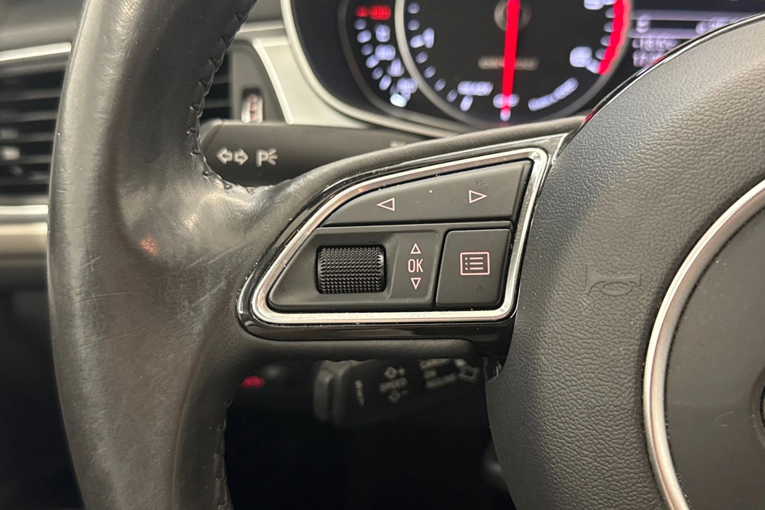 Sininen Audi A6 ALLROAD QUATTRO 2016 kuva 17.