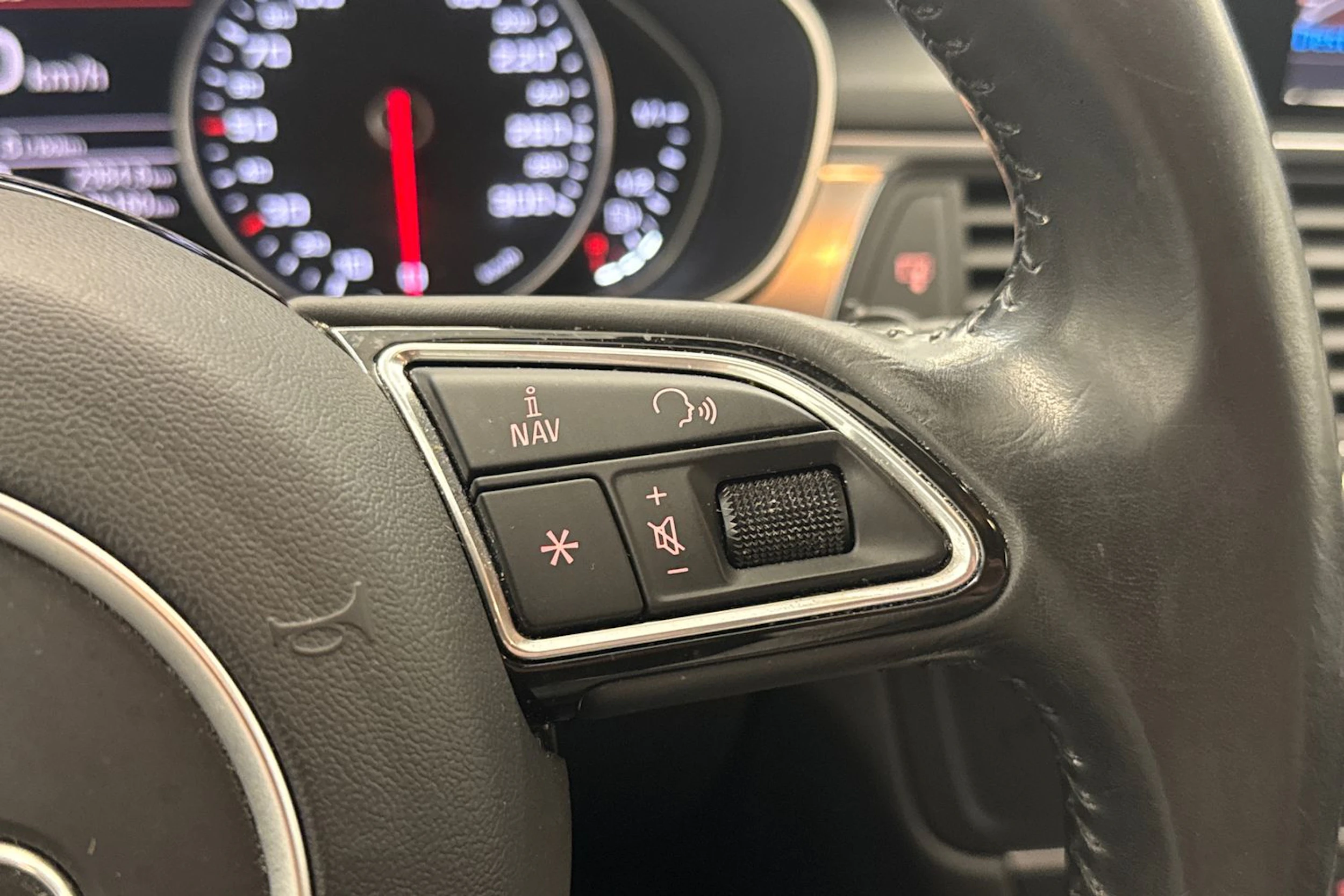 Sininen Audi A6 ALLROAD QUATTRO 2016 kuva 18.
