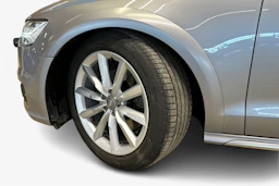 harmaa Audi A6 allroad quattro 2016 kuva 9.