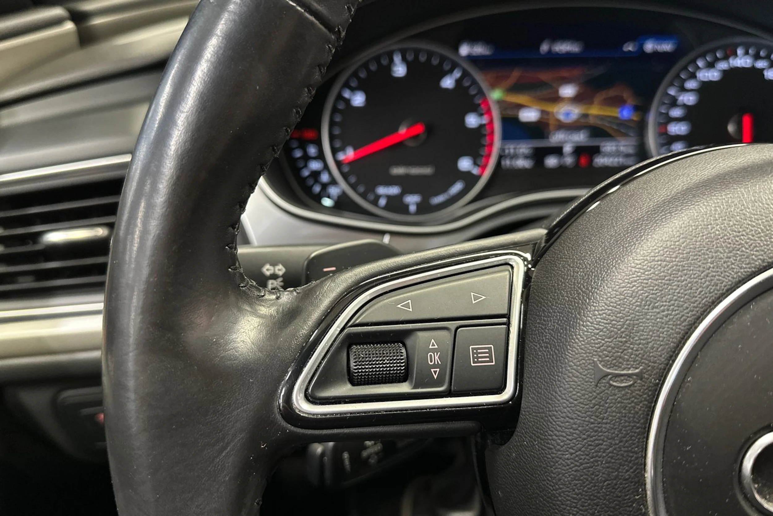 harmaa Audi A6 allroad quattro 2016 kuva 28.