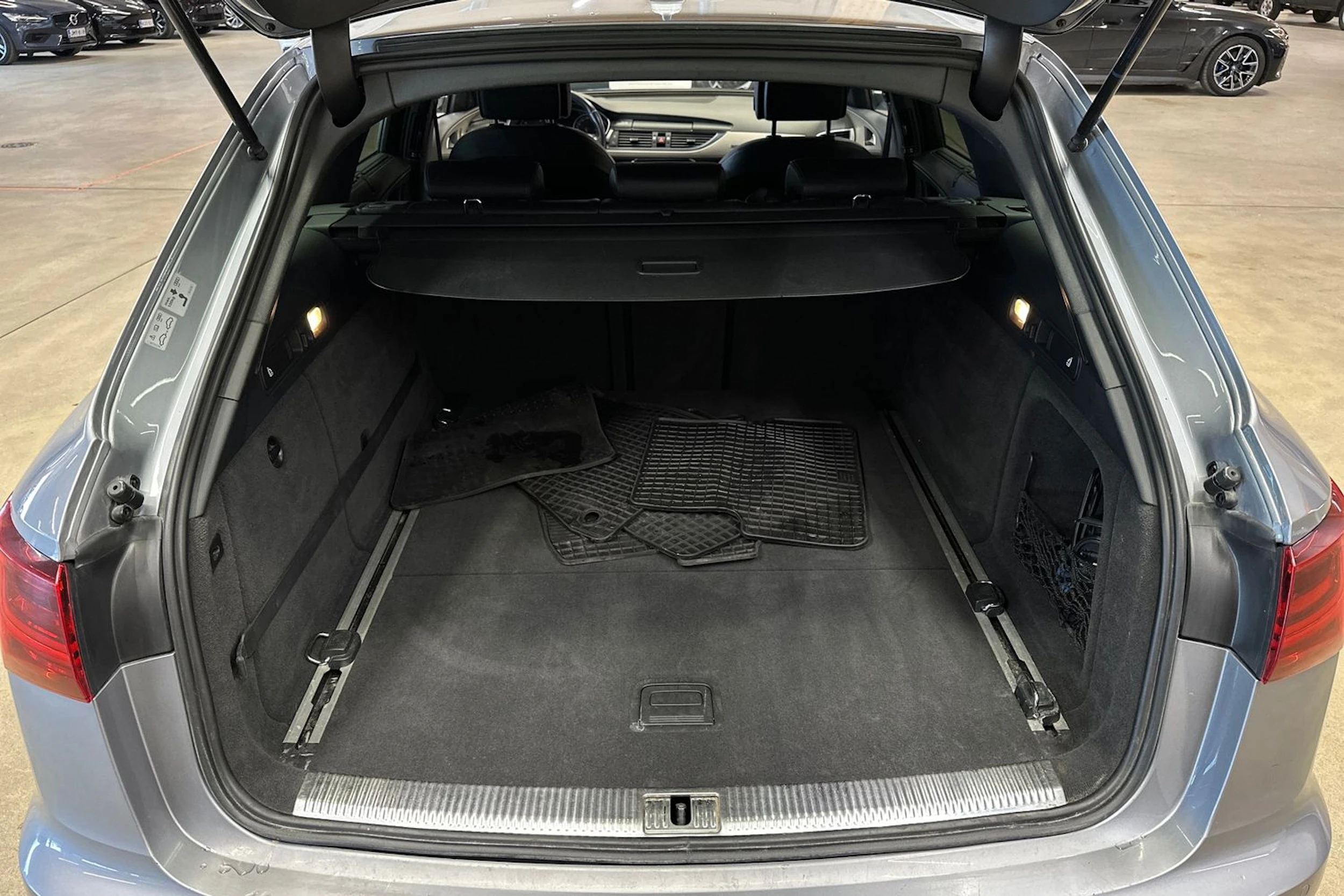 harmaa Audi A6 allroad quattro 2016 kuva 34.