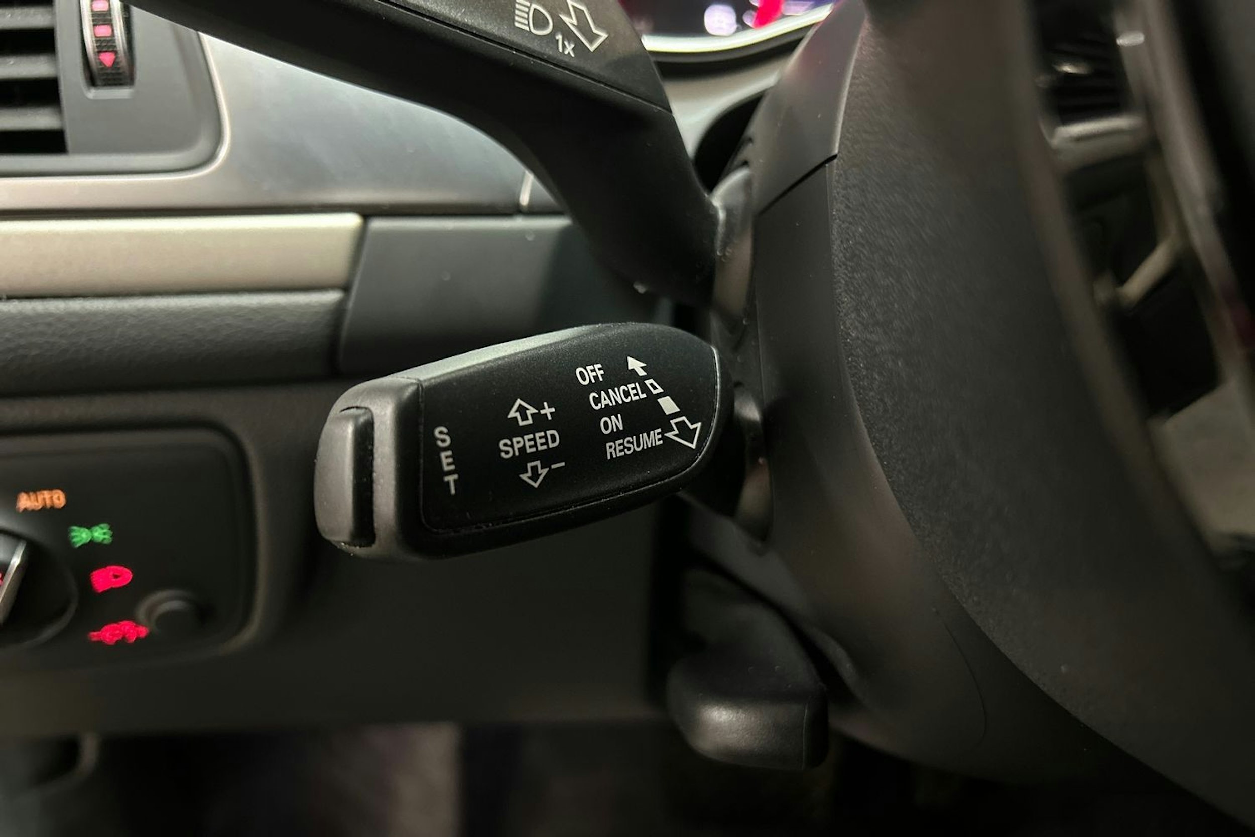 met. vihreä Audi A6 allroad quattro 2016 kuva 16.