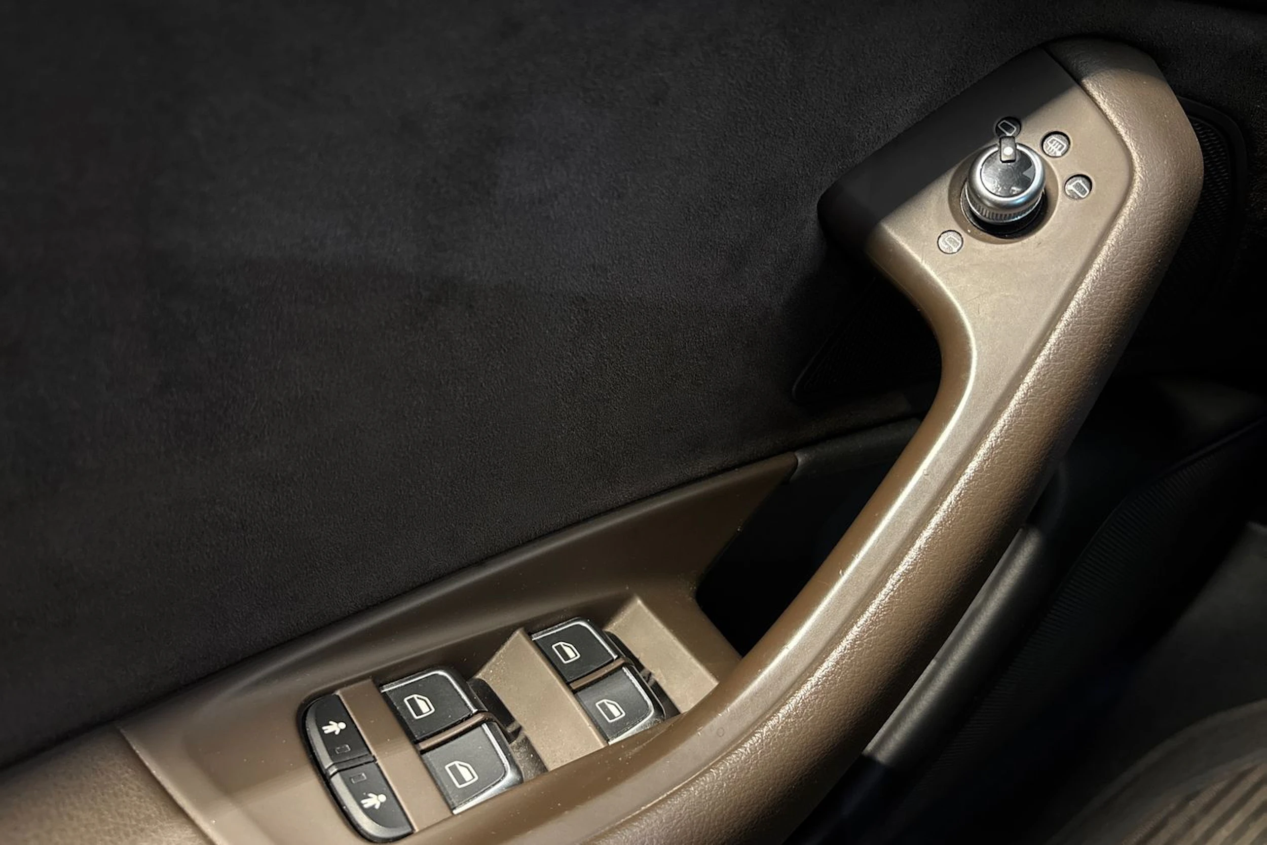 Ruskea (beige) Audi A6 ALLROAD QUATTRO 2016 kuva 24.