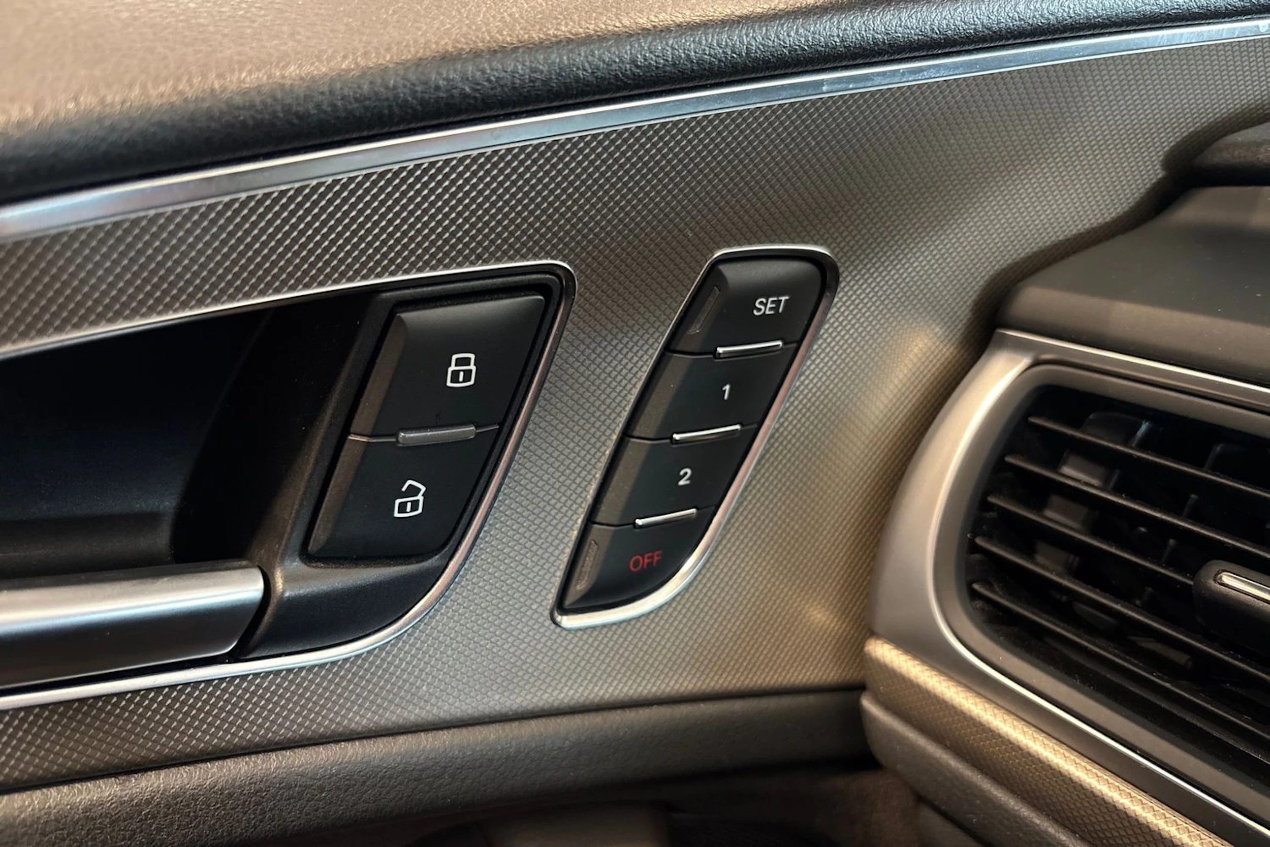 Ruskea (beige) Audi A6 ALLROAD QUATTRO 2016 kuva 26.