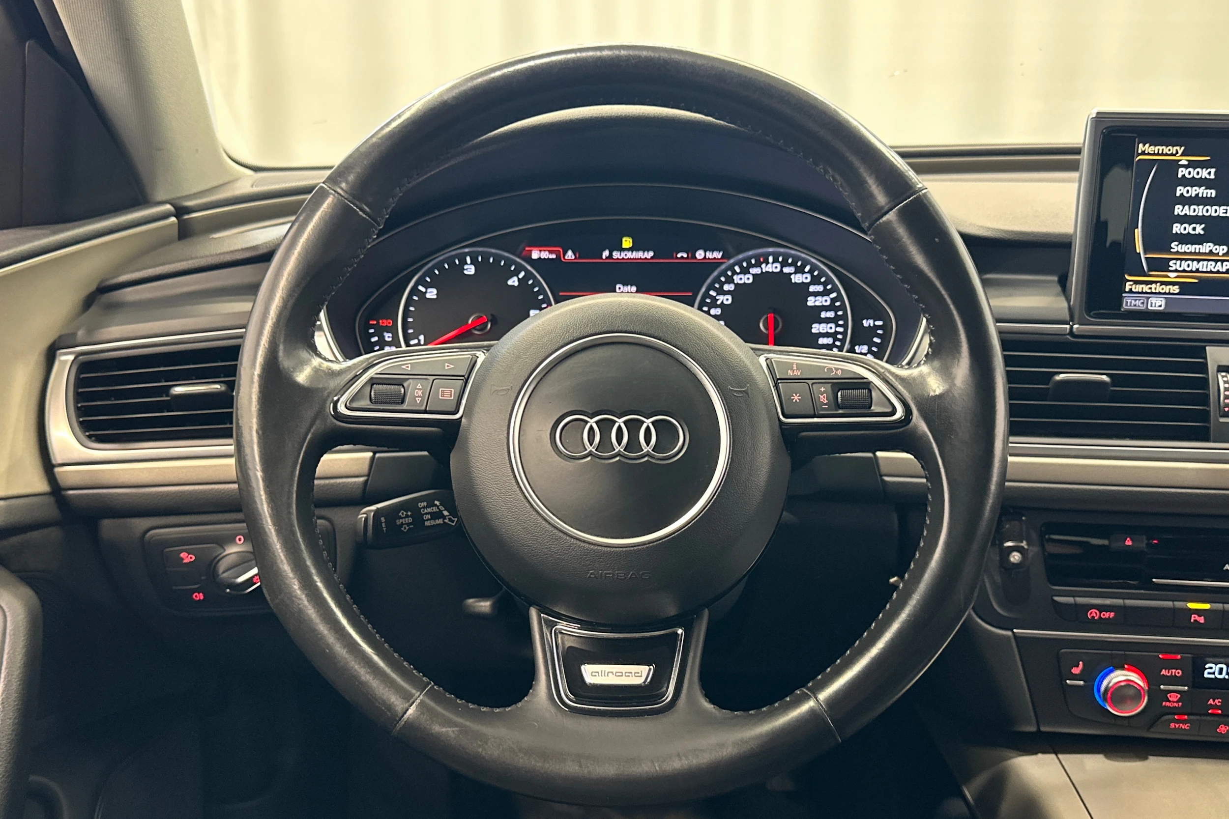 valkoinen Audi A6 allroad quattro 2016 kuva 12.