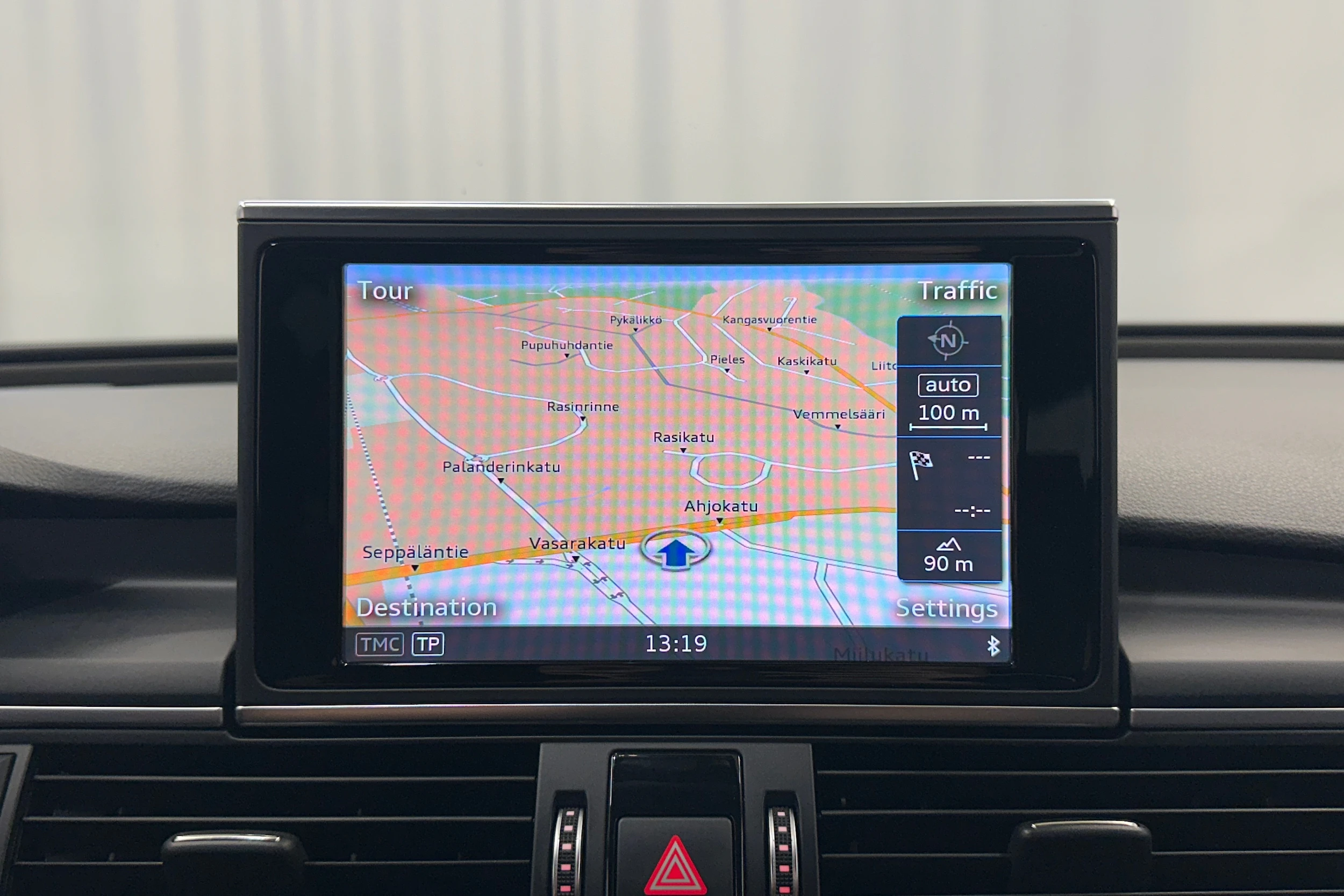 valkoinen Audi A6 allroad quattro 2016 kuva 18.