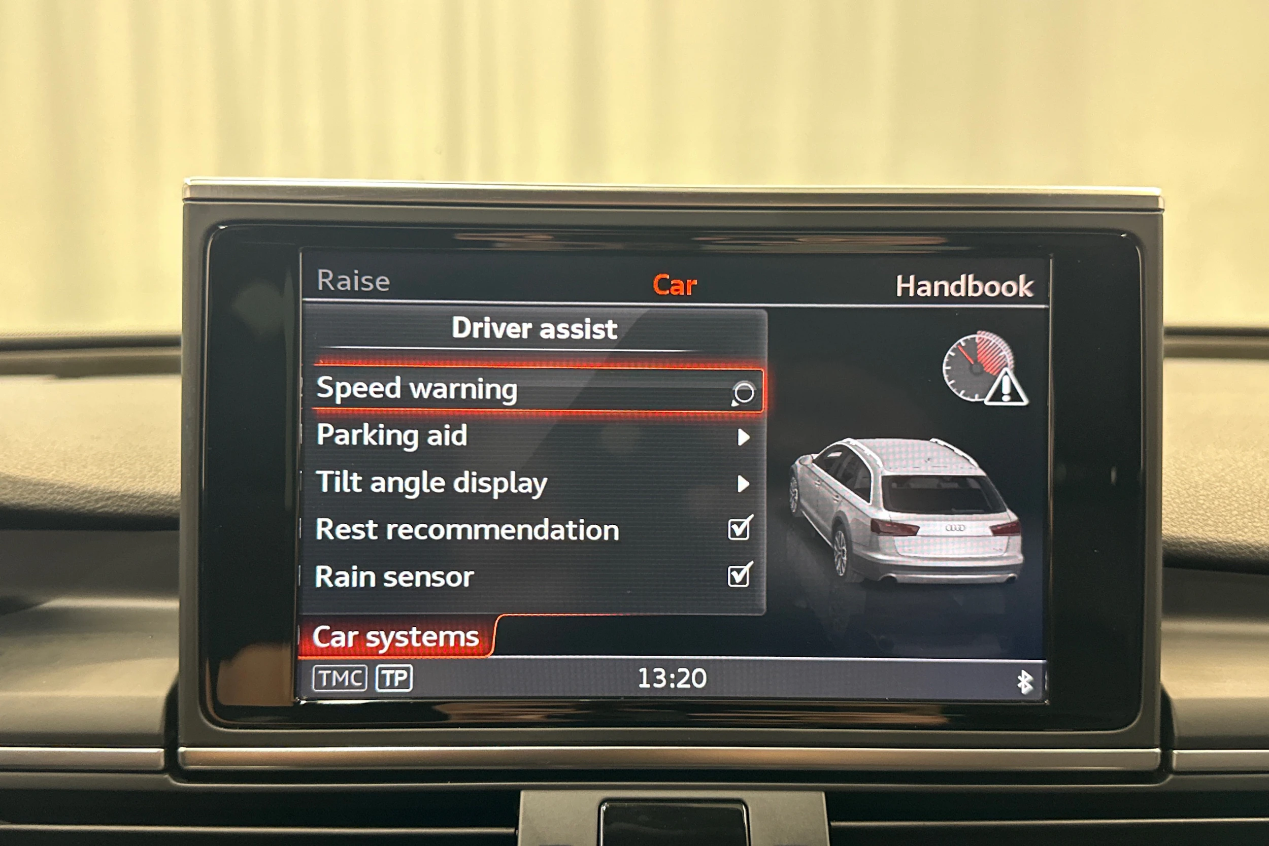 valkoinen Audi A6 allroad quattro 2016 kuva 20.