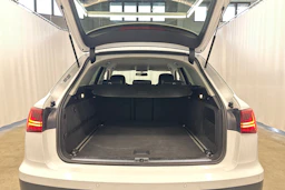 valkoinen Audi A6 allroad quattro 2016 kuva 26.