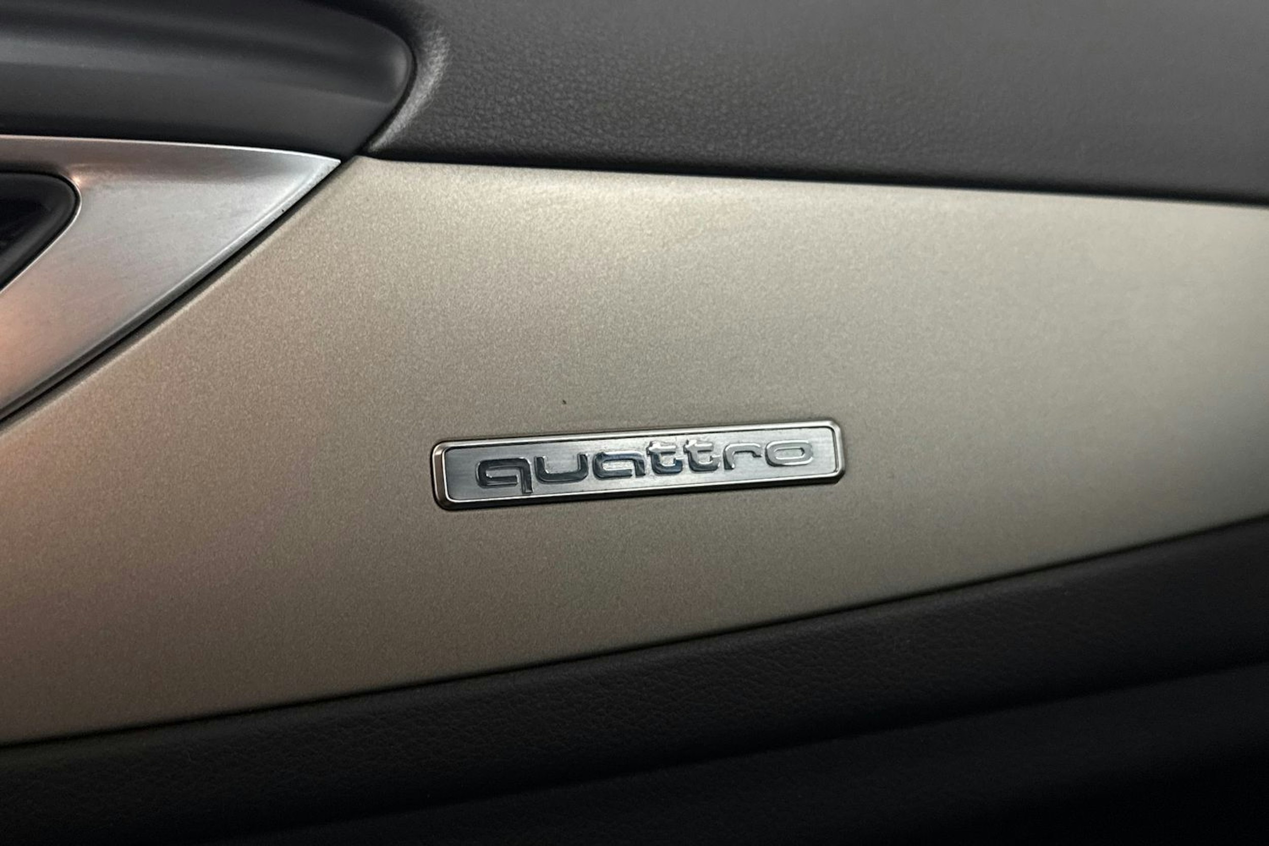 Ruskea (beige) Audi A6 ALLROAD QUATTRO 2016 kuva 29.
