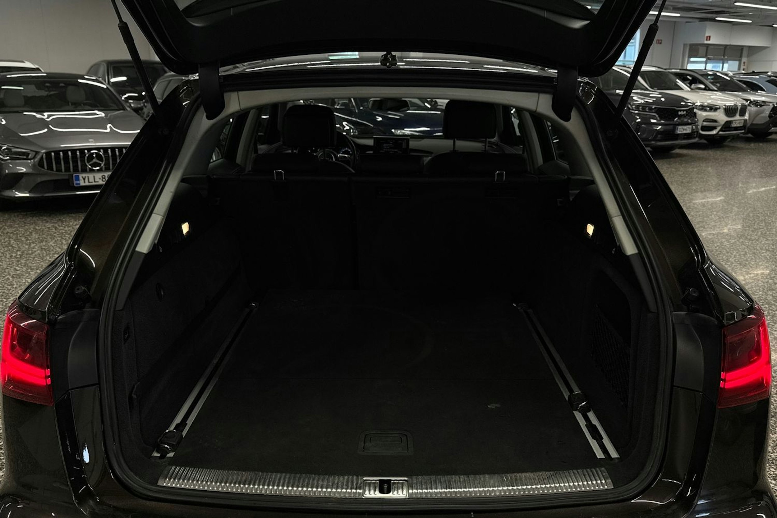 Ruskea (beige) Audi A6 ALLROAD QUATTRO 2016 kuva 32.