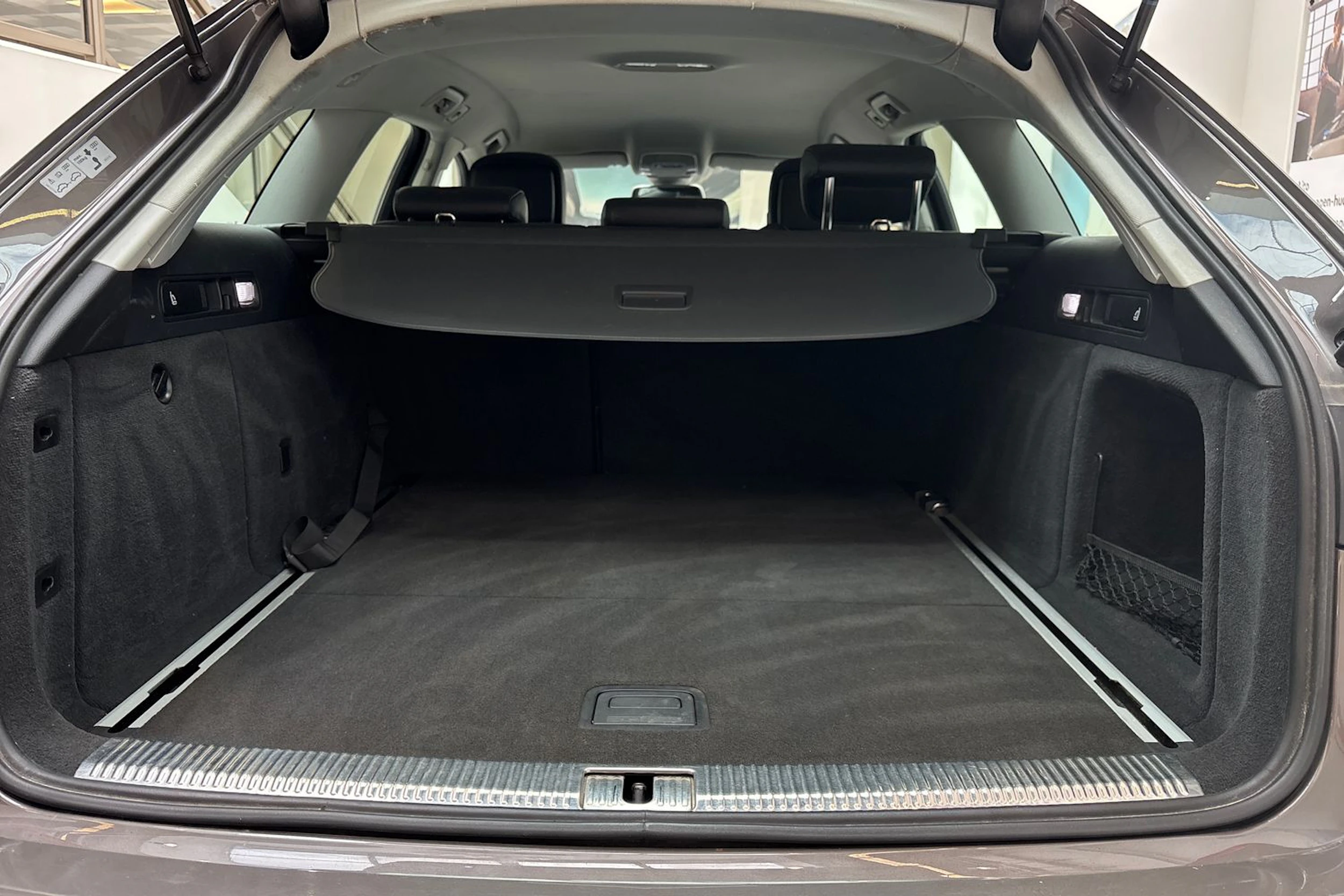 ruskea (beige) Audi A6 allroad quattro 2017 kuva 15.