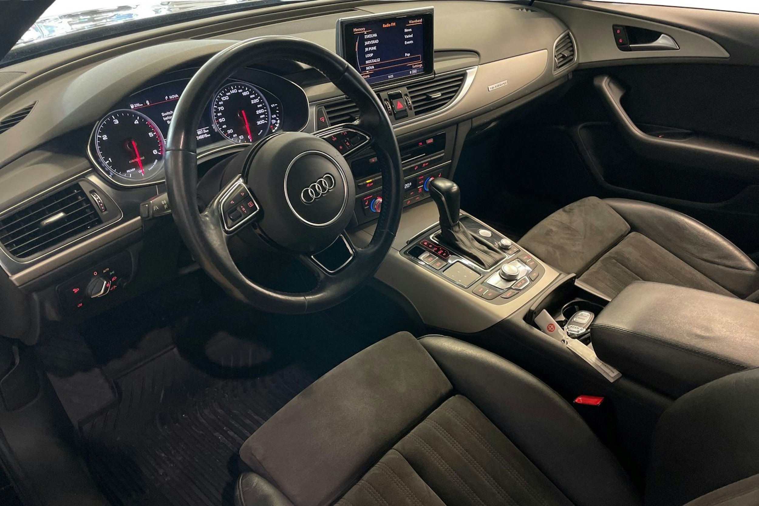musta Audi A6 allroad quattro 2017 kuva 7.