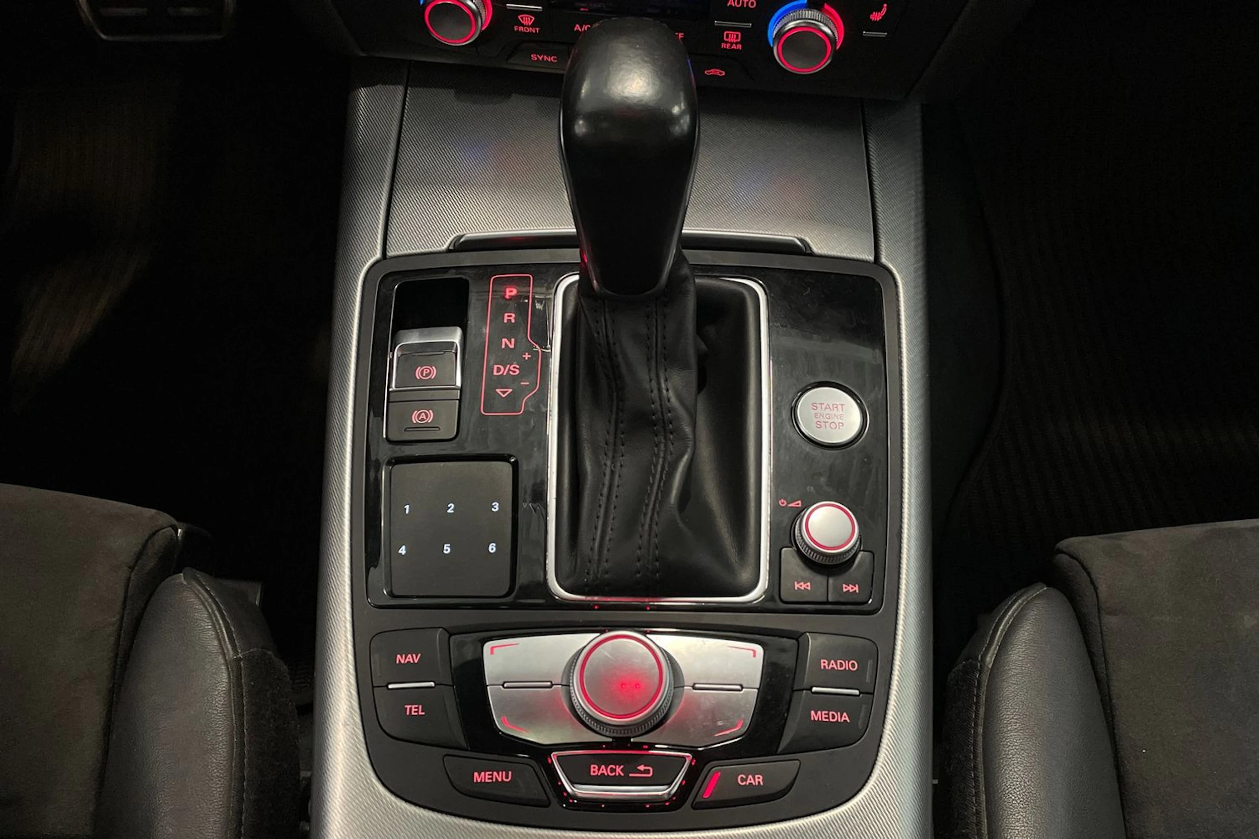 ruskea (beige) Audi A6 allroad quattro 2017 kuva 25.