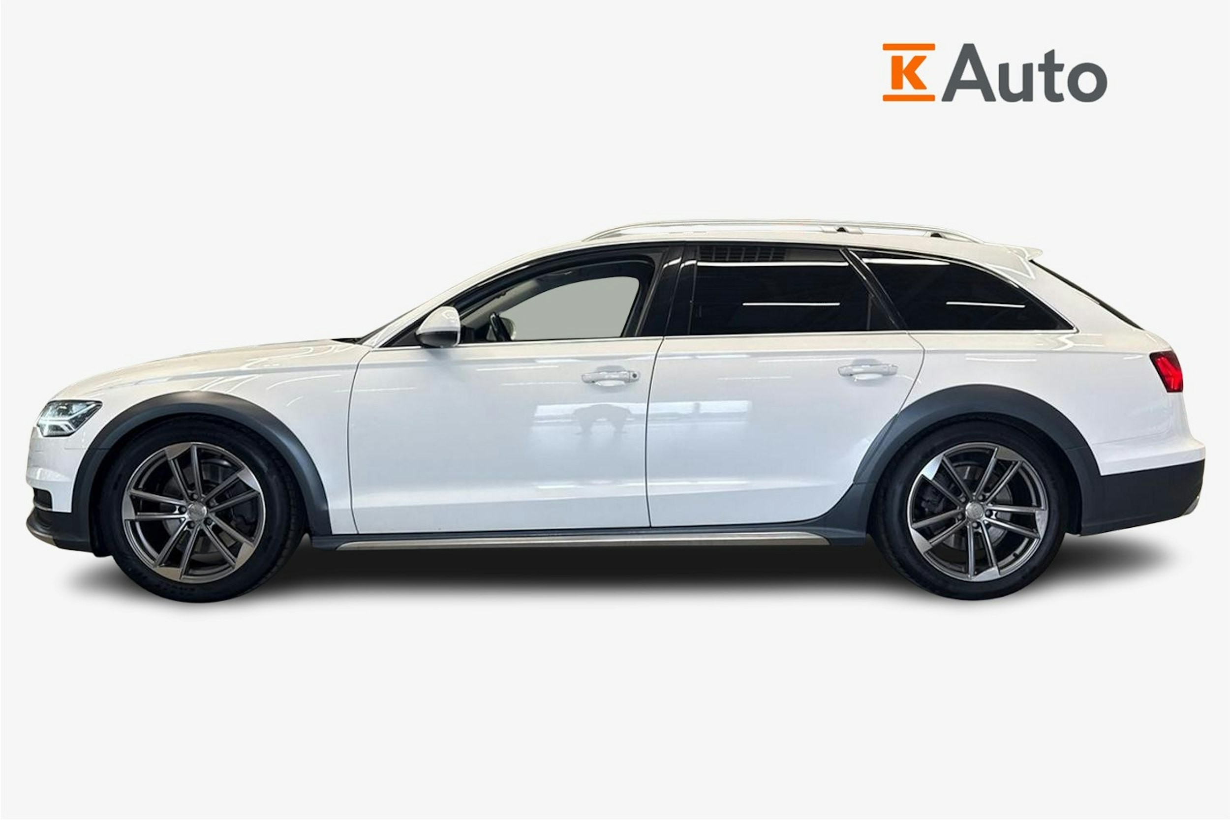 valkoinen Audi A6 allroad quattro 2017 kuva 6.