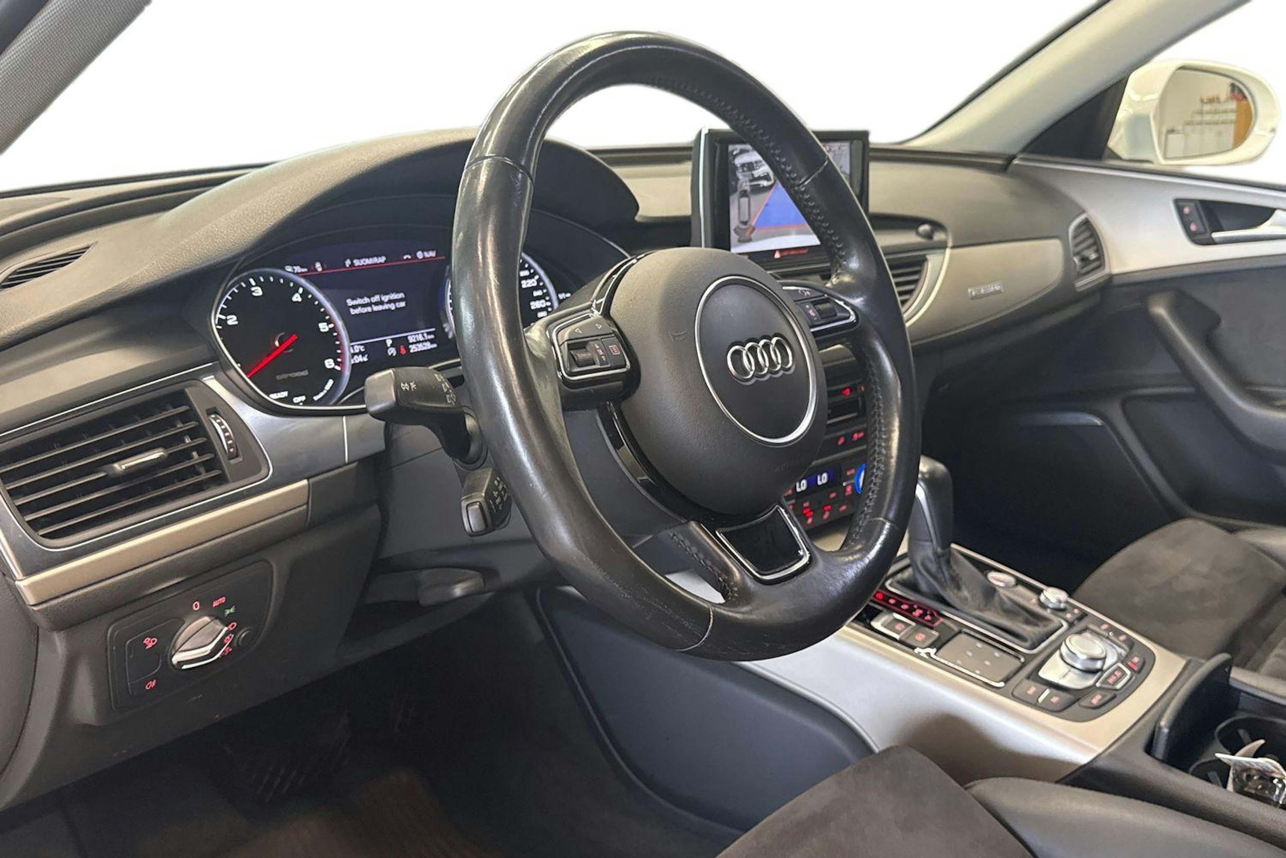valkoinen Audi A6 allroad quattro 2017 kuva 7.