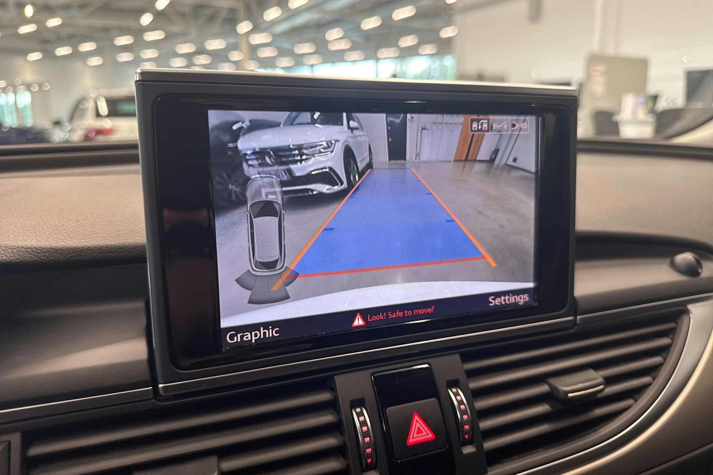 valkoinen Audi A6 allroad quattro 2017 kuva 21.