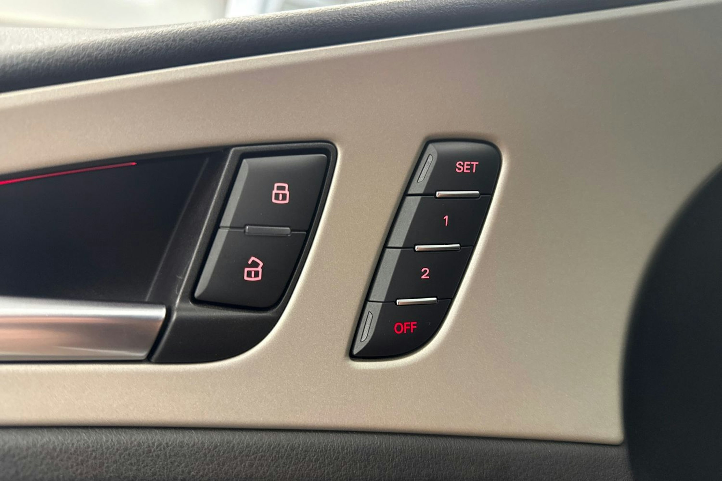 valkoinen Audi A6 allroad quattro 2017 kuva 26.