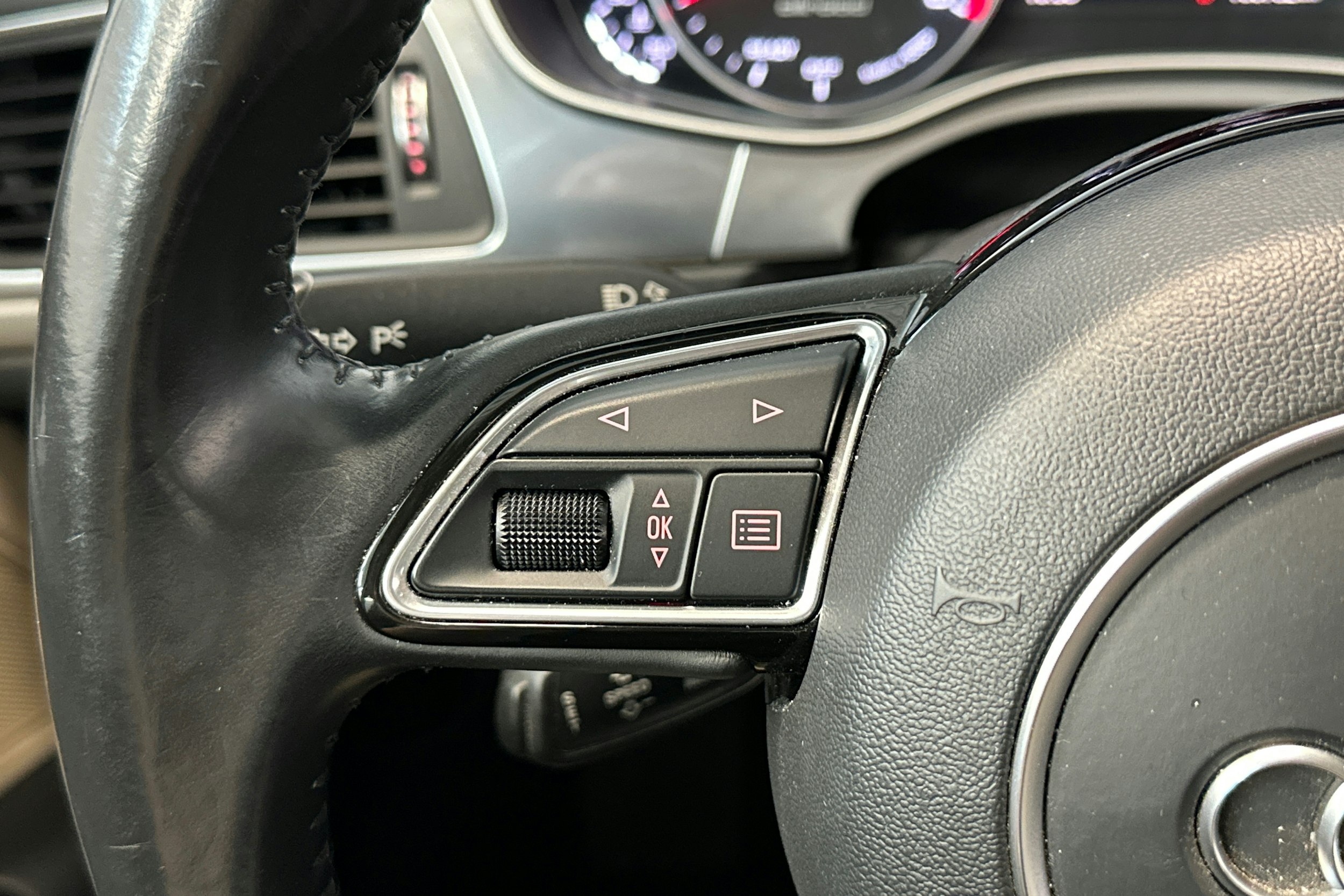 met. vihreä Audi A6 allroad quattro 2017 kuva 17.