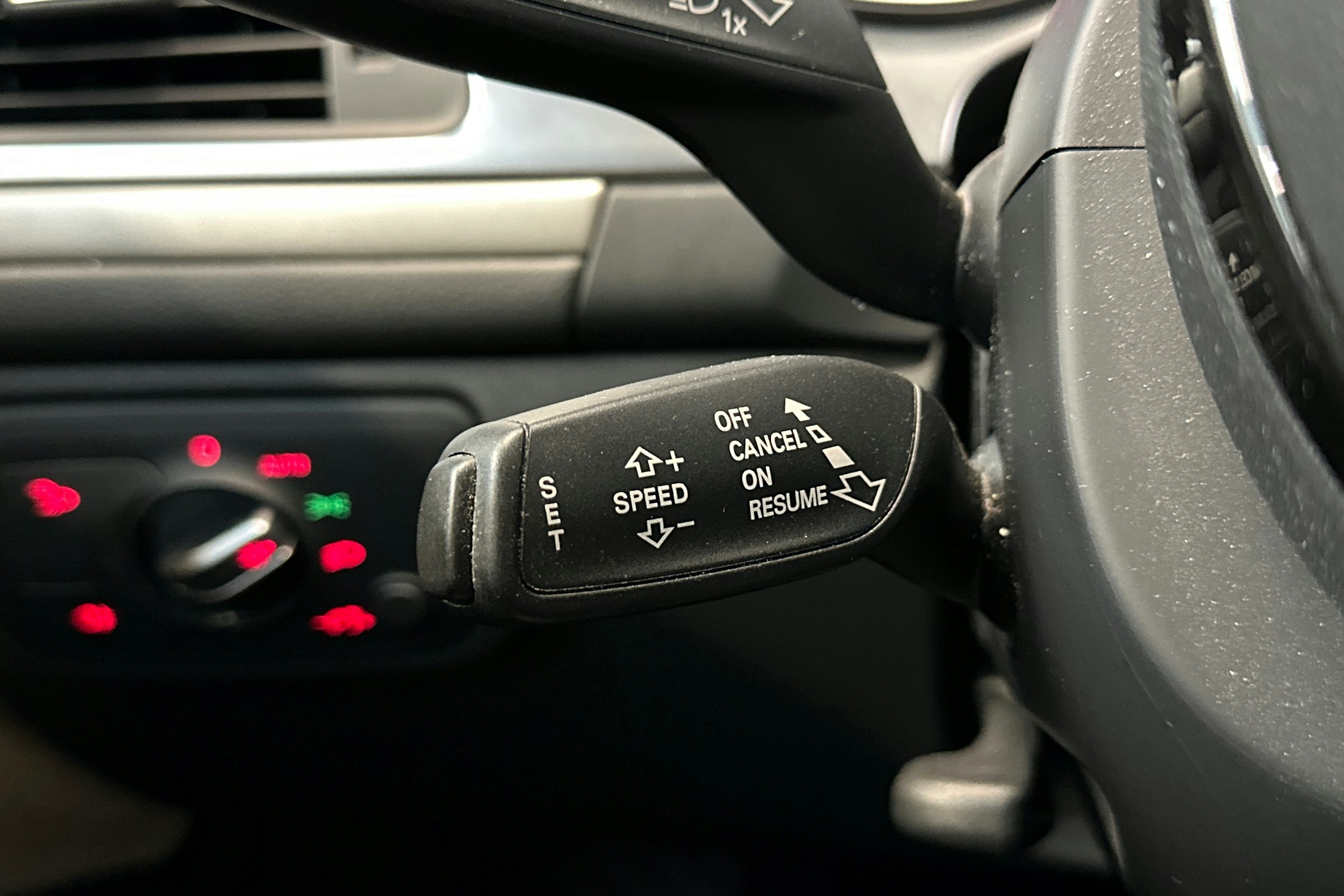 met. vihreä Audi A6 allroad quattro 2017 kuva 19.
