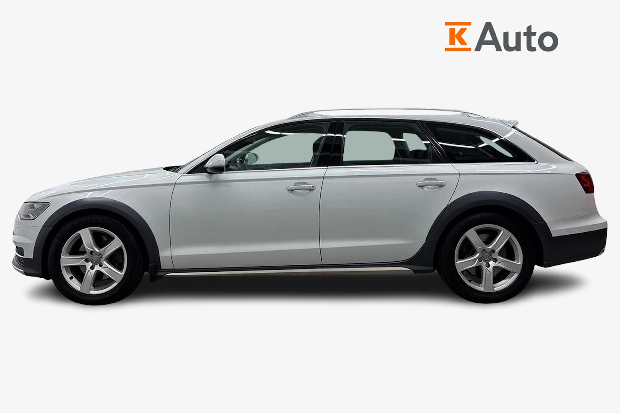 valkoinen Audi A6 allroad quattro 2018 kuva 5.